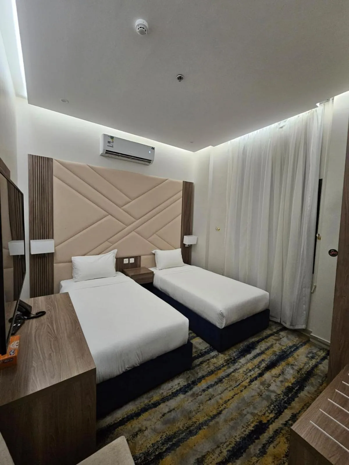 Bed in Emmar Al Dyar