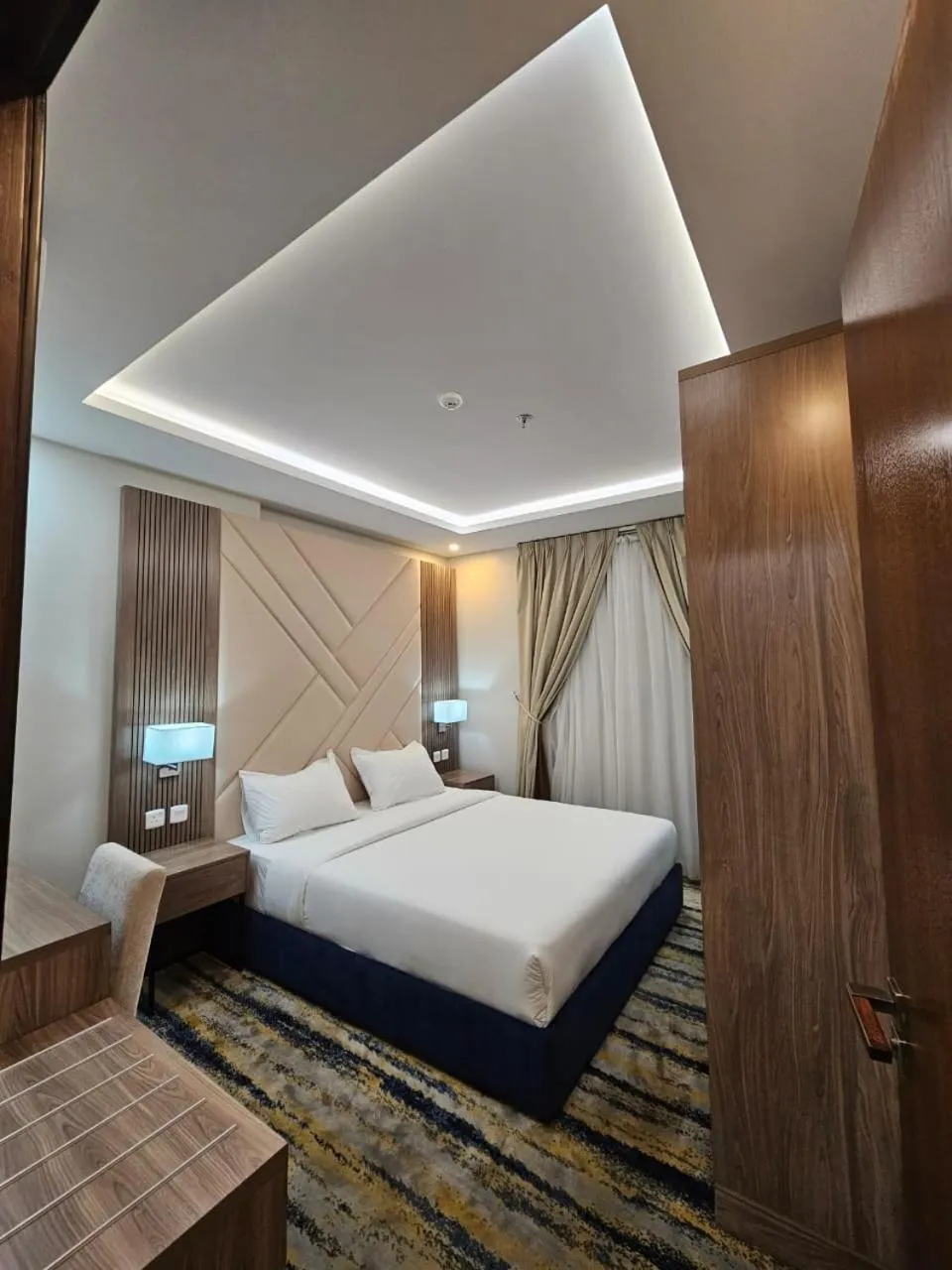 Bed in Emmar Al Dyar