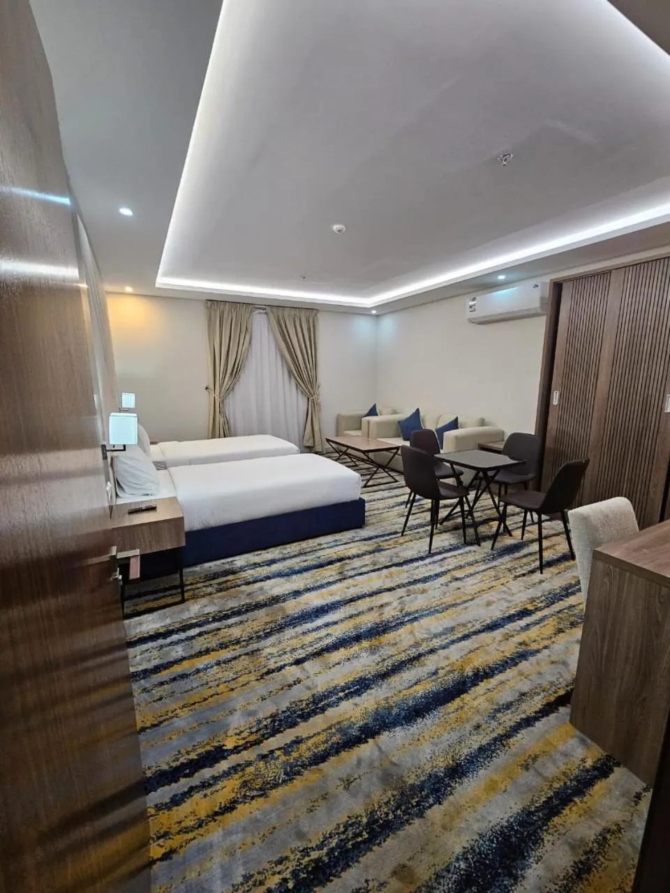 Bed in Emmar Al Dyar