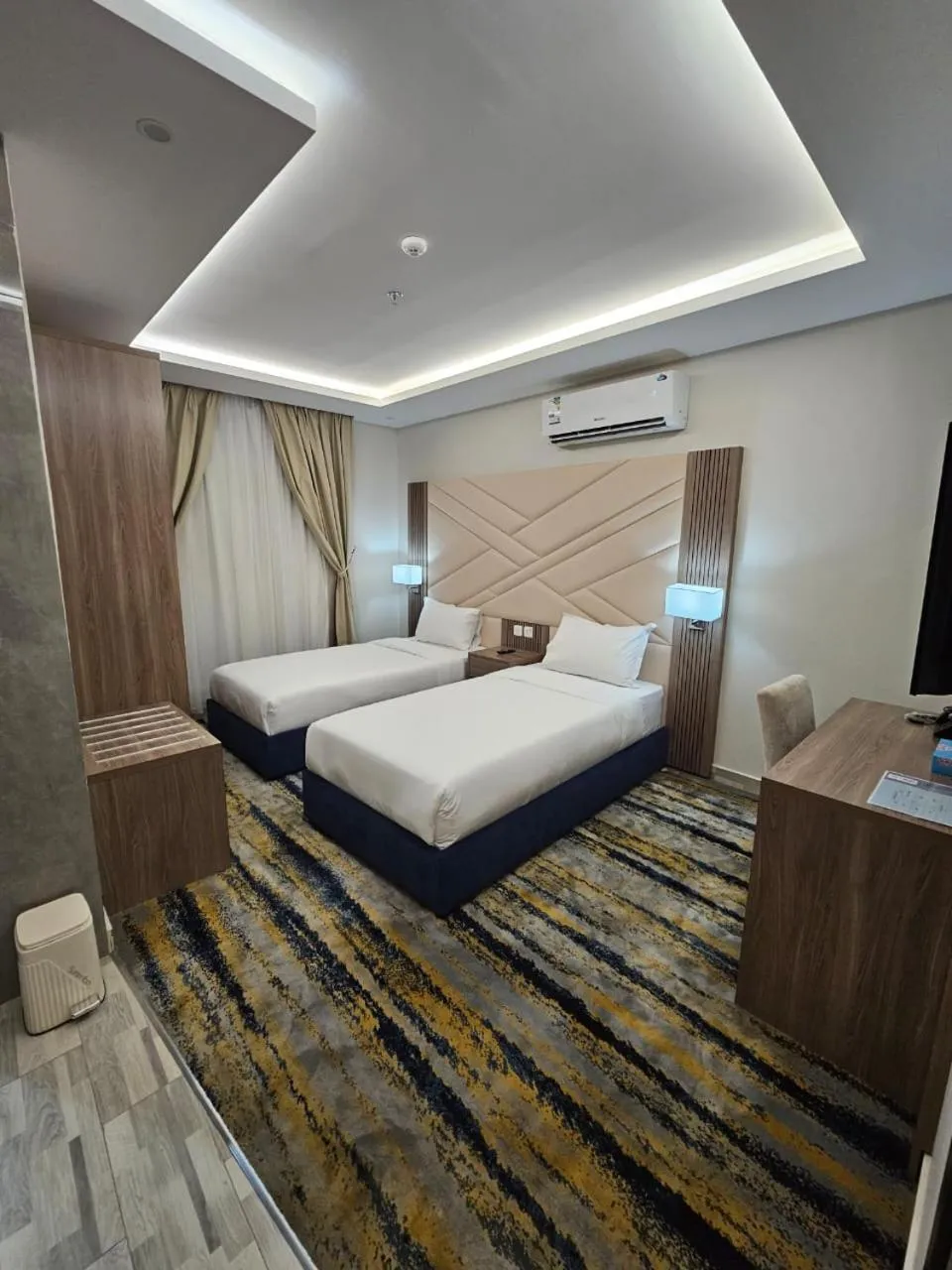 Bed in Emmar Al Dyar