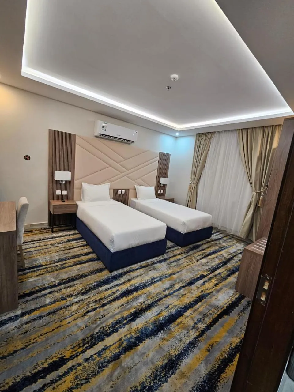 Bed in Emmar Al Dyar