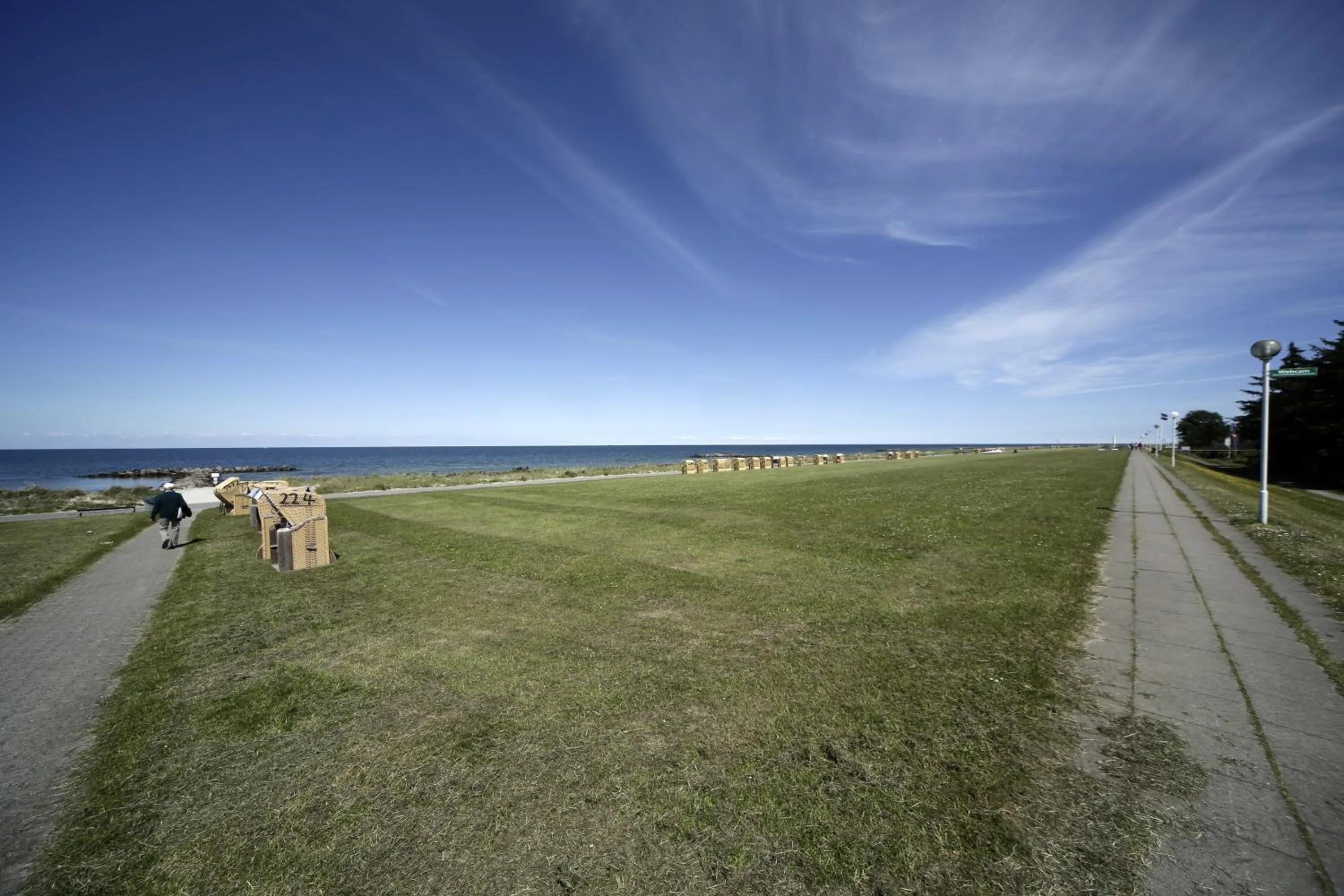 Beach in Beach Hotel California