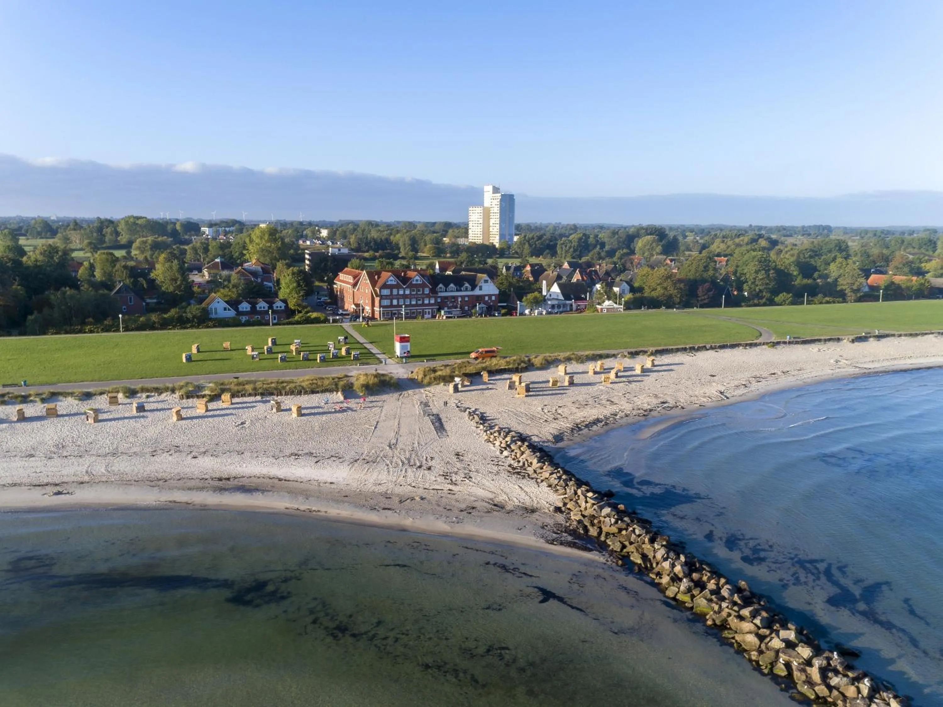 Beach in Beach Hotel California