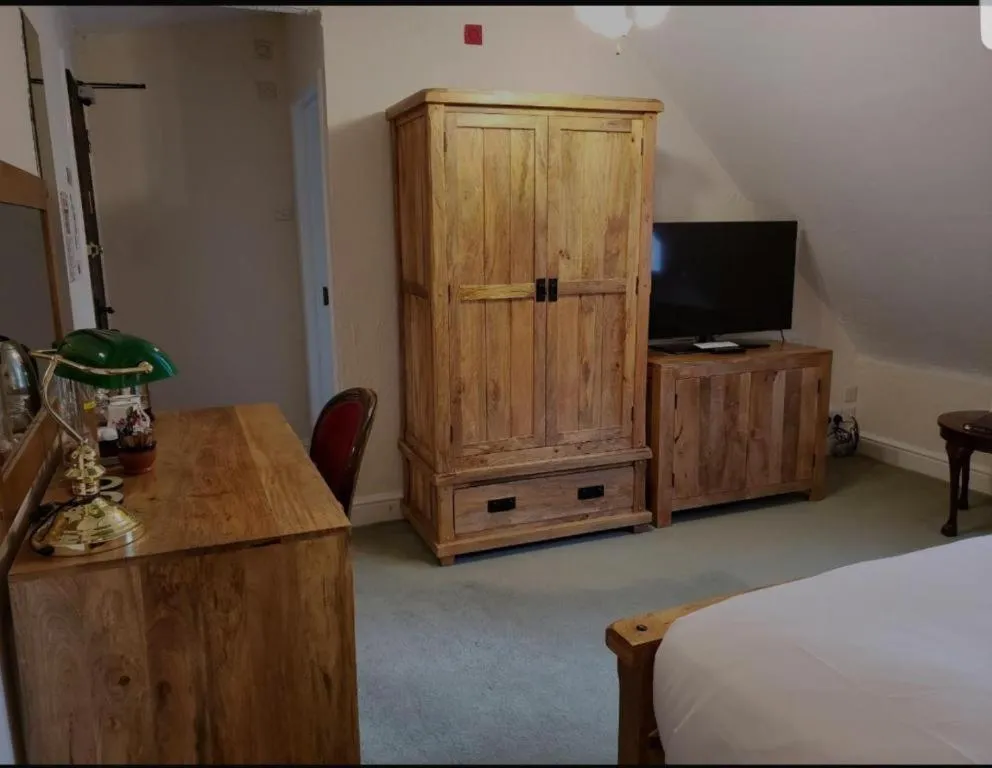 Bed in AbingPlough House