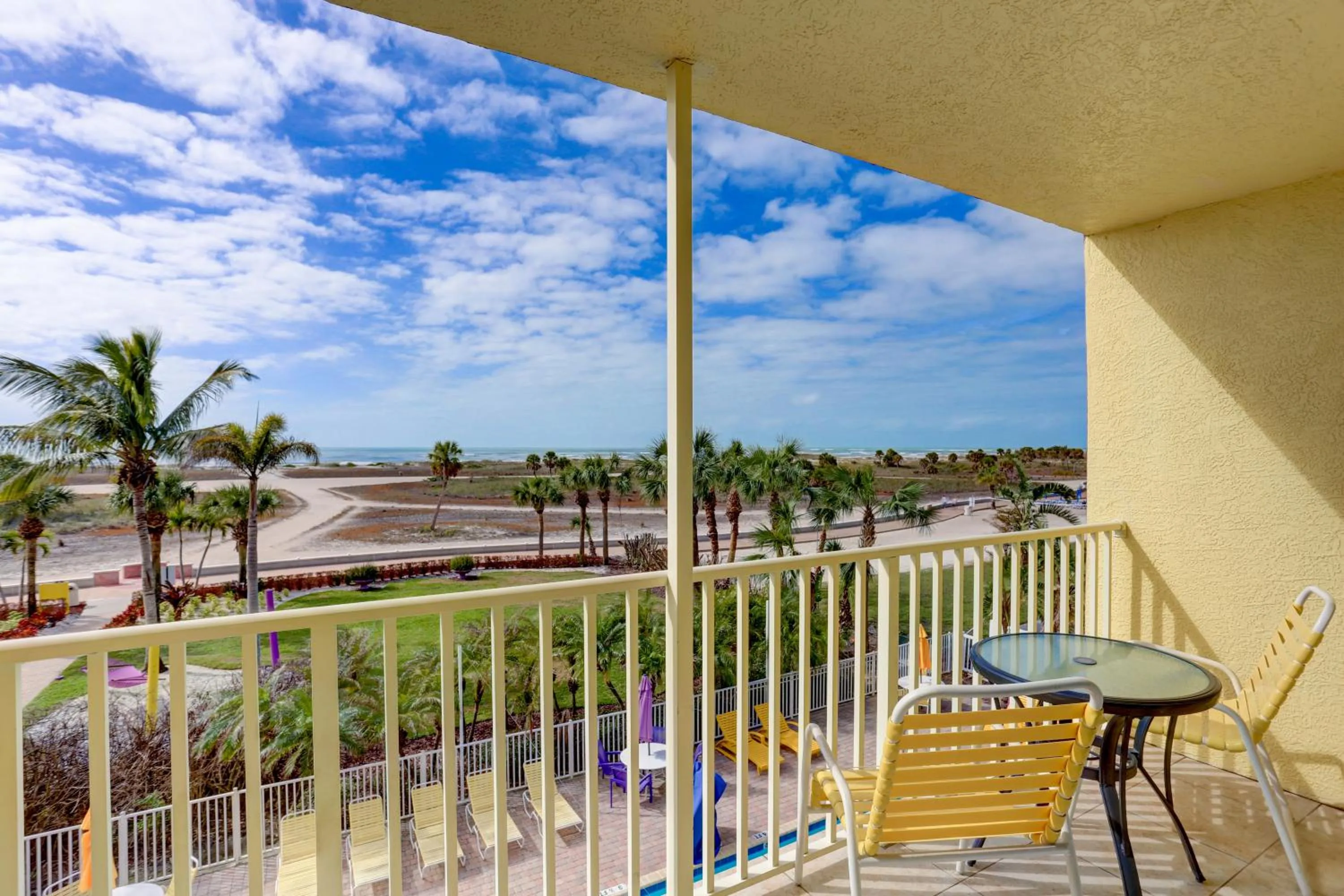 South Beach Condo Hotel by Travel Resort Services, Inc.