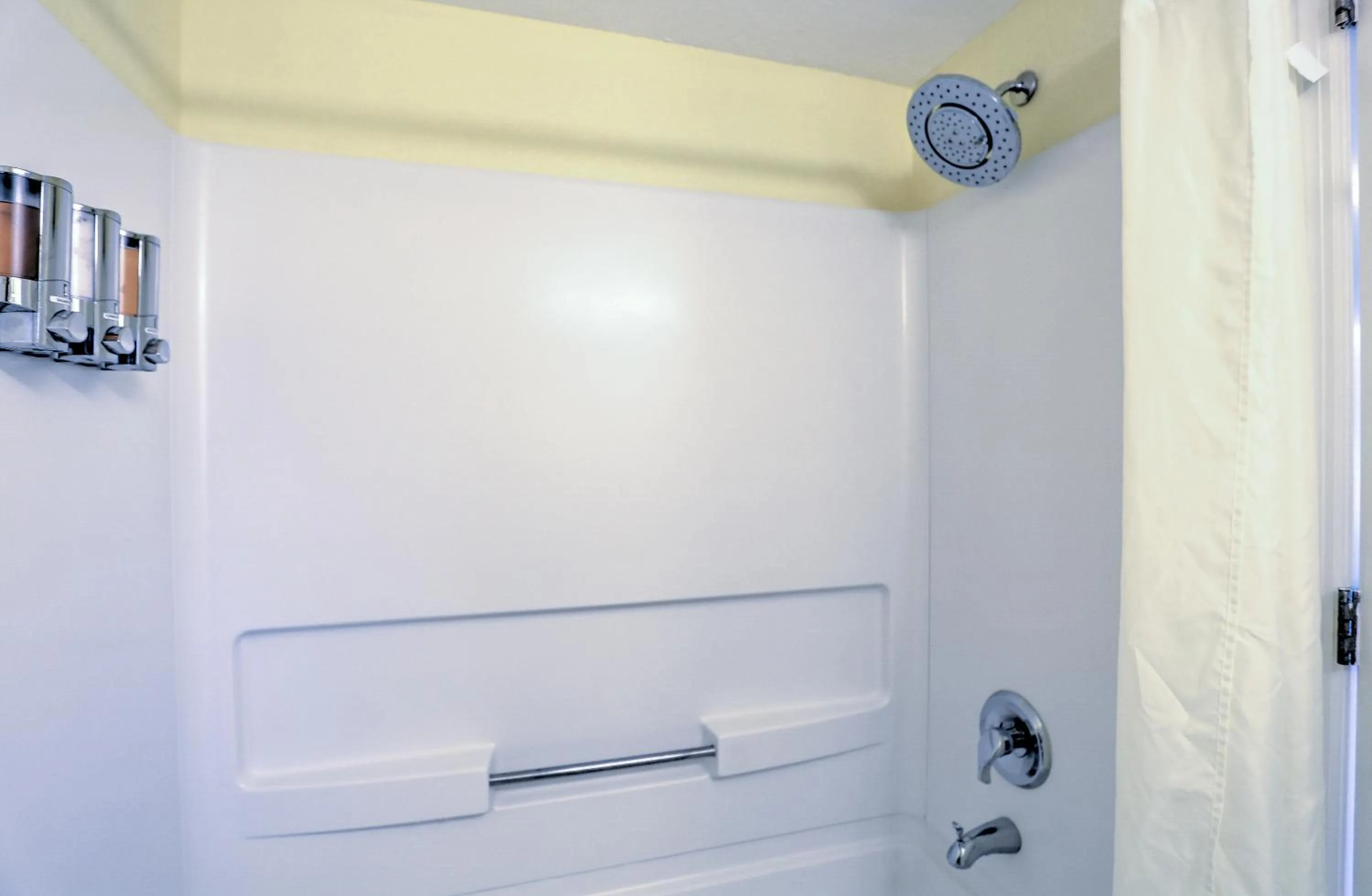 South Beach Condo Hotel by Travel Resort Services, Inc.