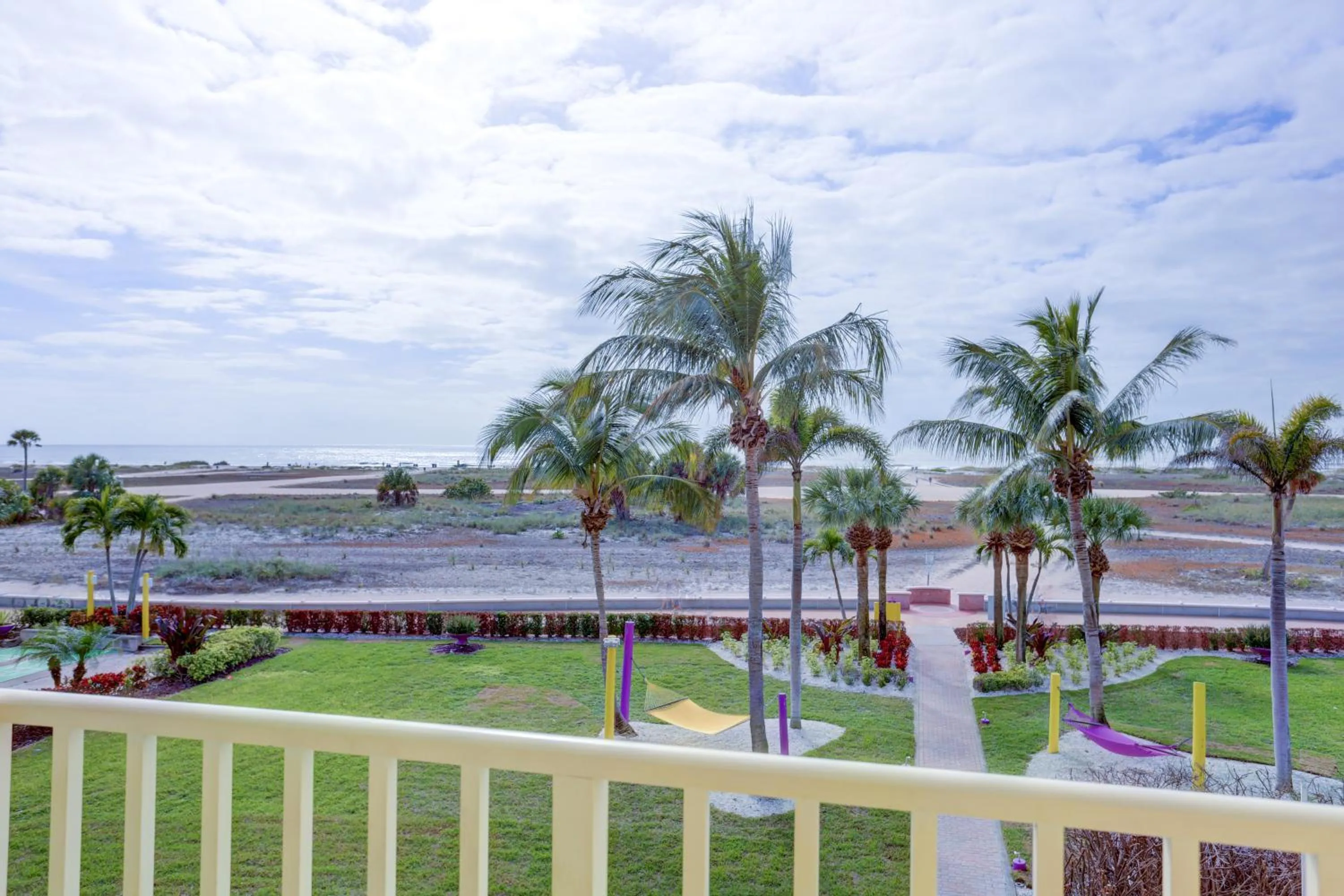 South Beach Condo Hotel by Travel Resort Services, Inc.