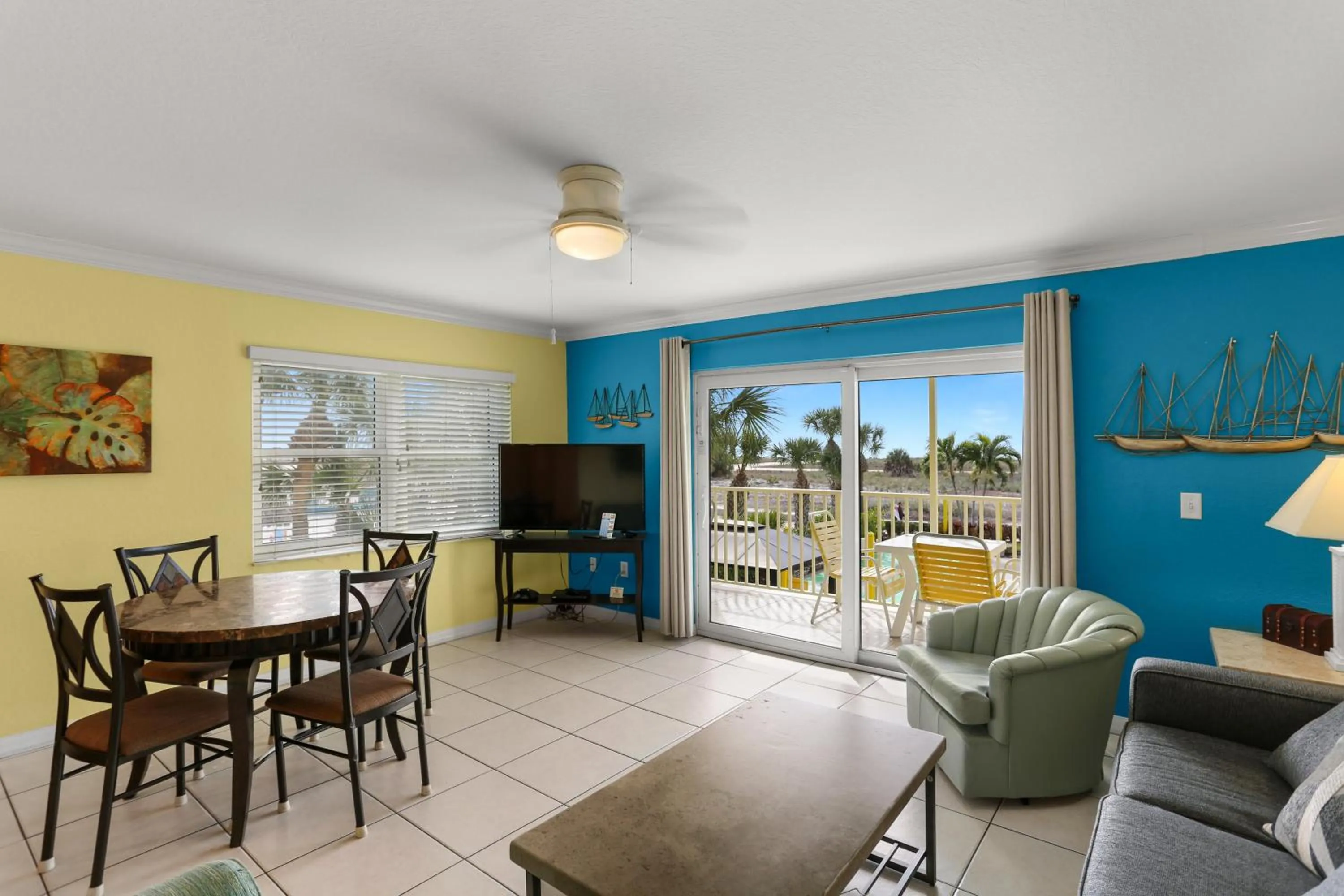 South Beach Condo Hotel by Travel Resort Services, Inc.