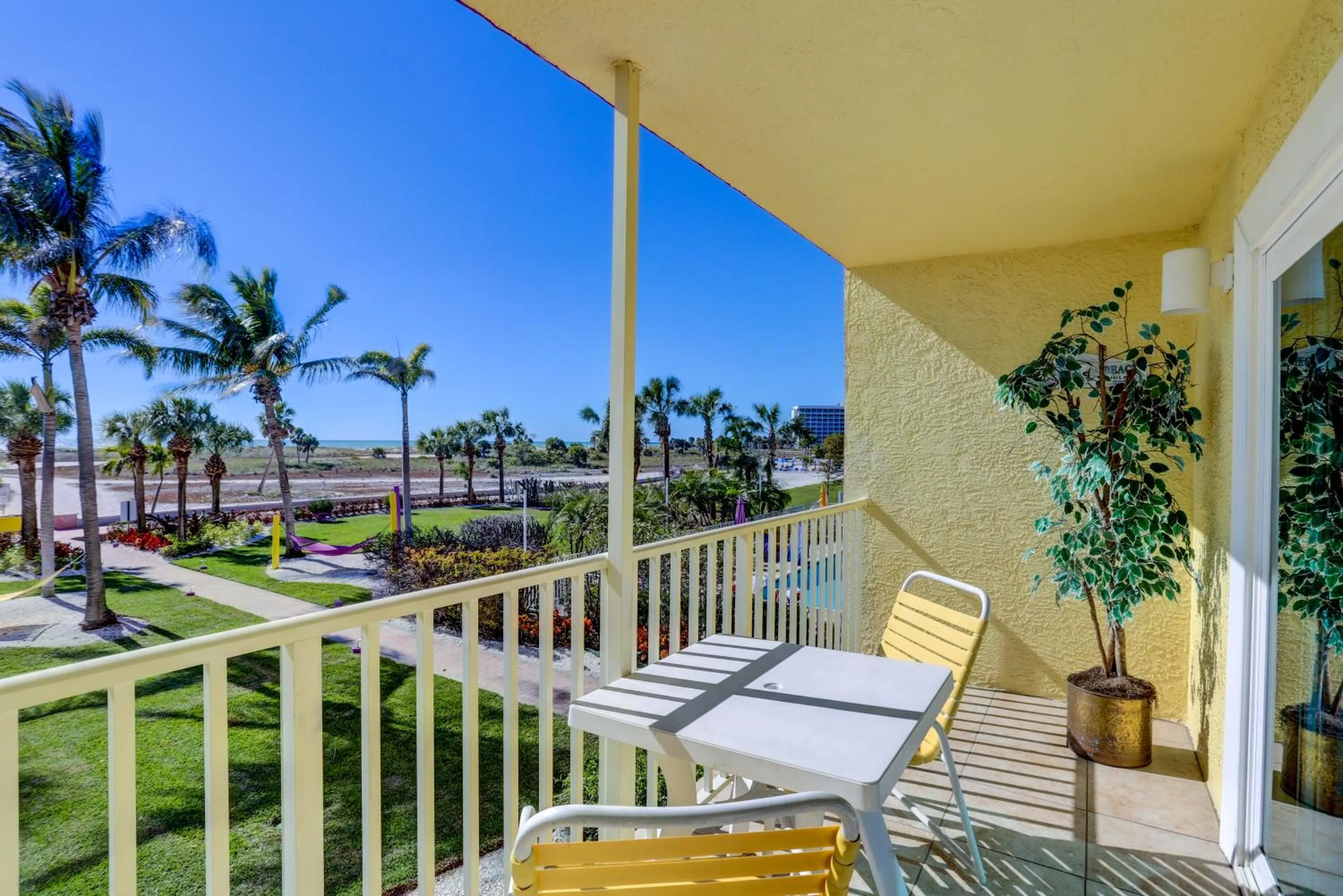 South Beach Condo Hotel by Travel Resort Services, Inc.