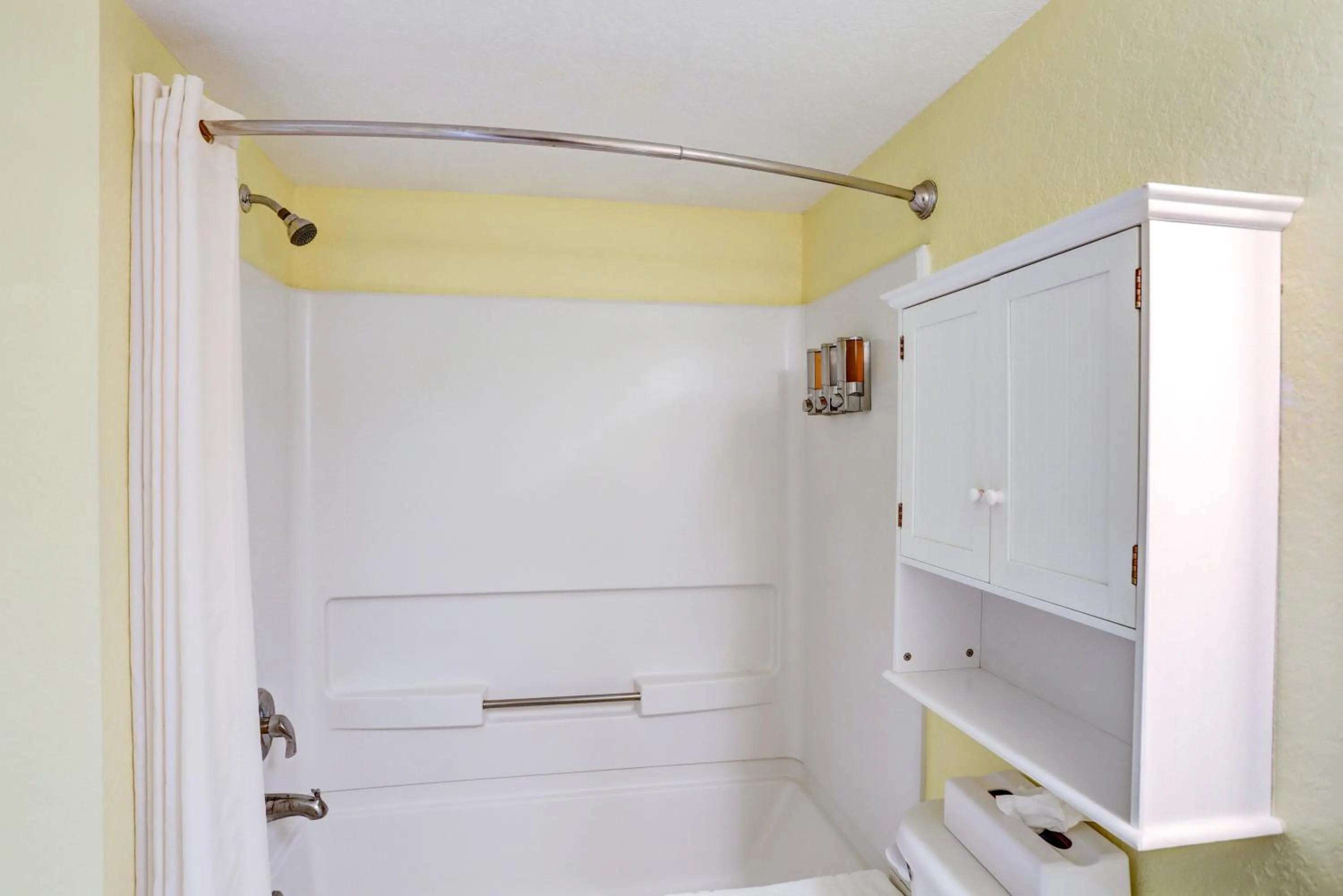 South Beach Condo Hotel by Travel Resort Services, Inc.