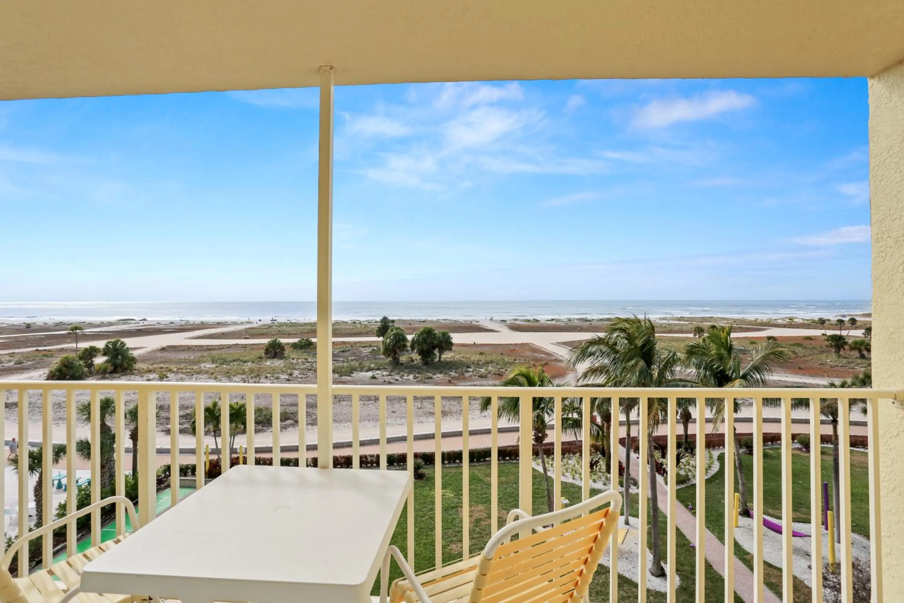 South Beach Condo Hotel by Travel Resort Services, Inc.