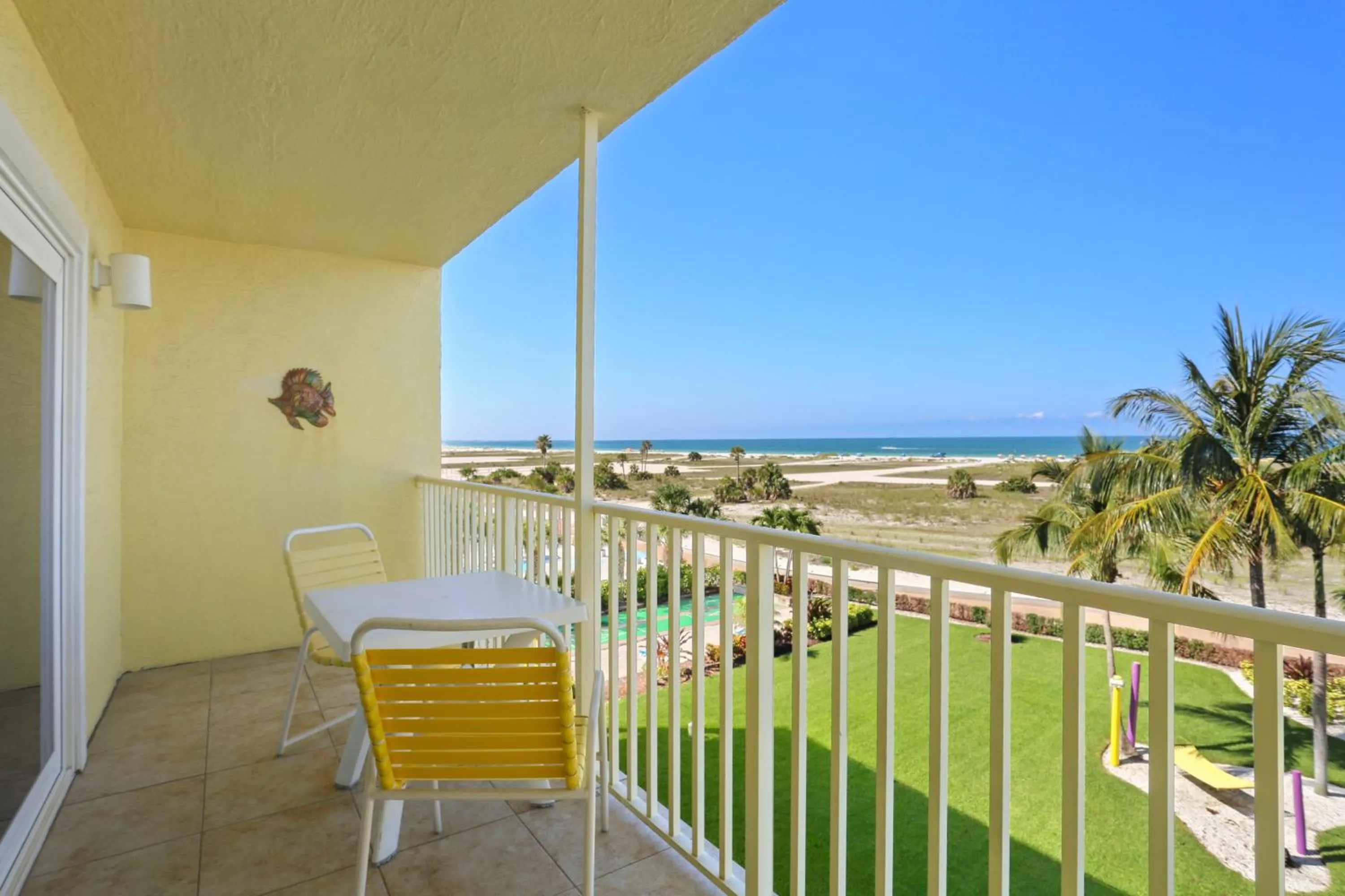 South Beach Condo Hotel by Travel Resort Services, Inc.