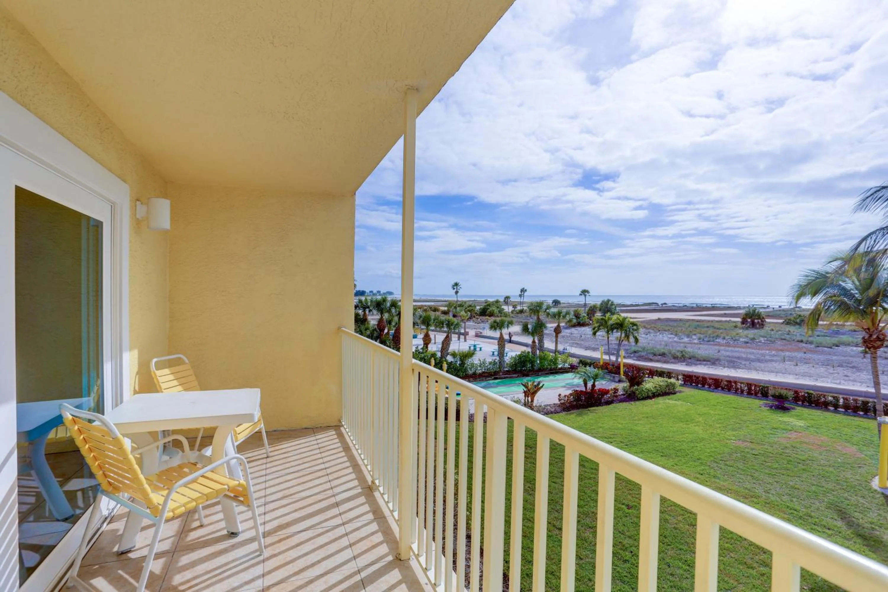 South Beach Condo Hotel by Travel Resort Services, Inc.