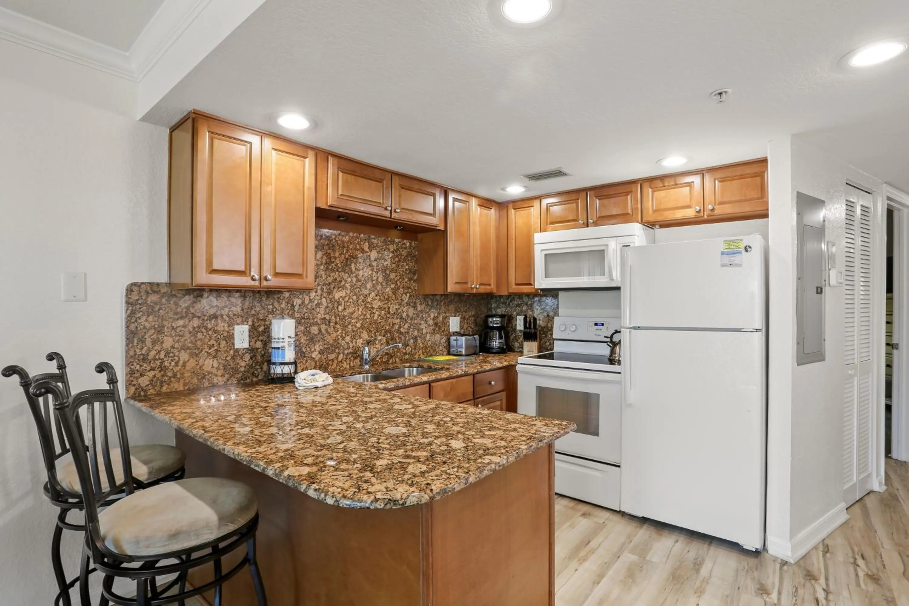 South Beach Condo Hotel by Travel Resort Services, Inc.