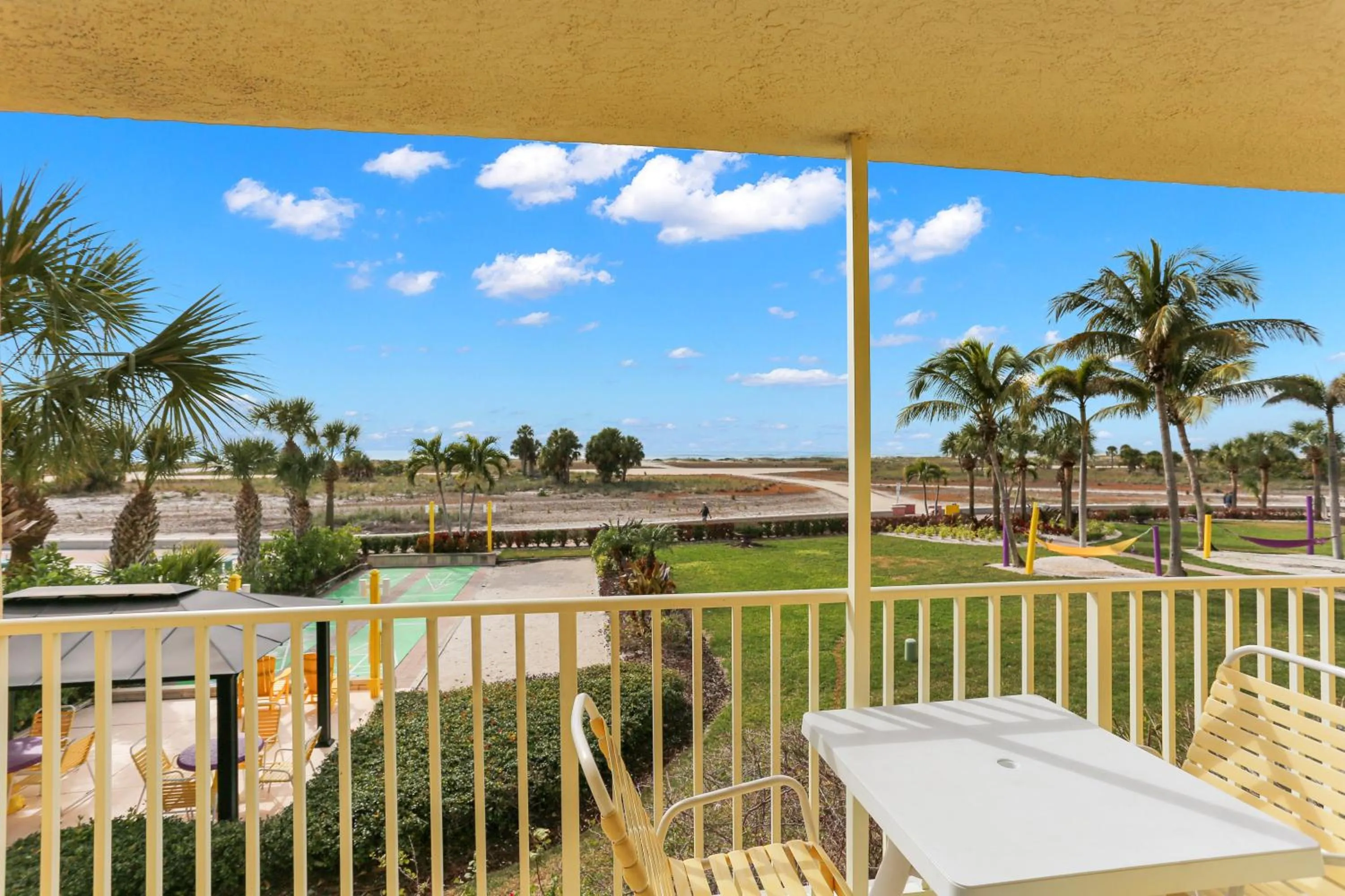 South Beach Condo Hotel by Travel Resort Services, Inc.