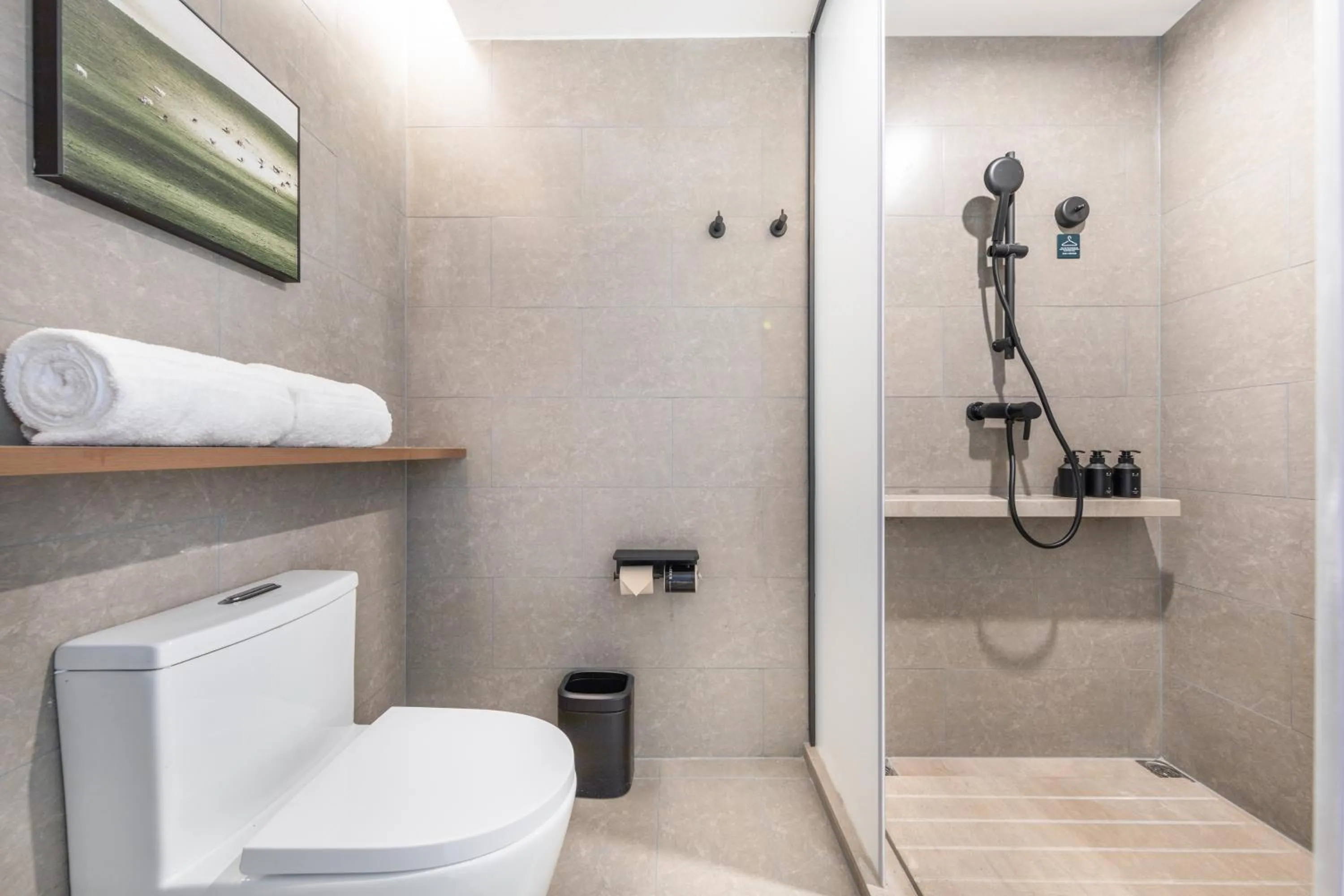 Bathroom in Atour Hotel Jinan Huashan Huanyu Max