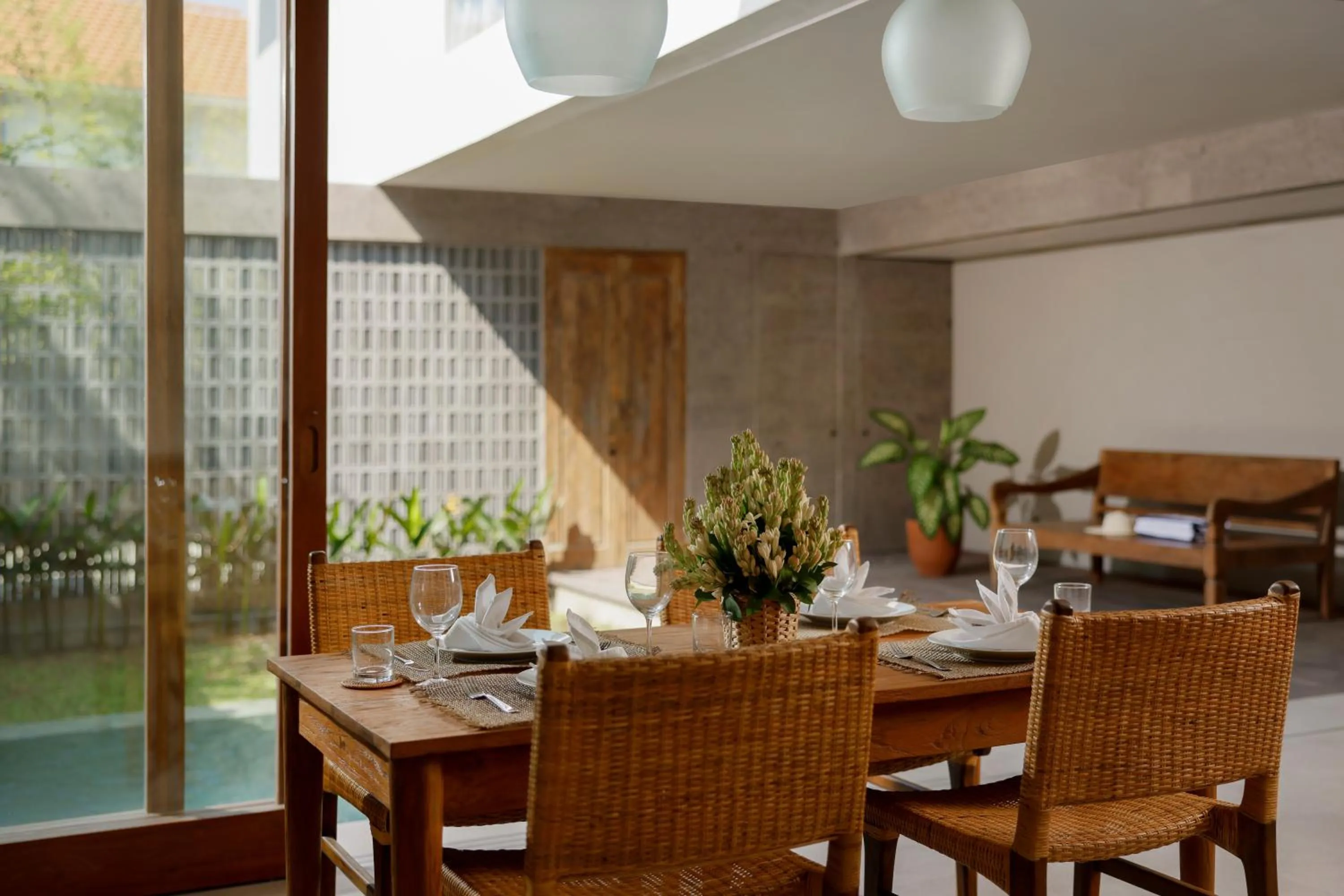 Dining area in Pulang Villas Pererenan by Nakula