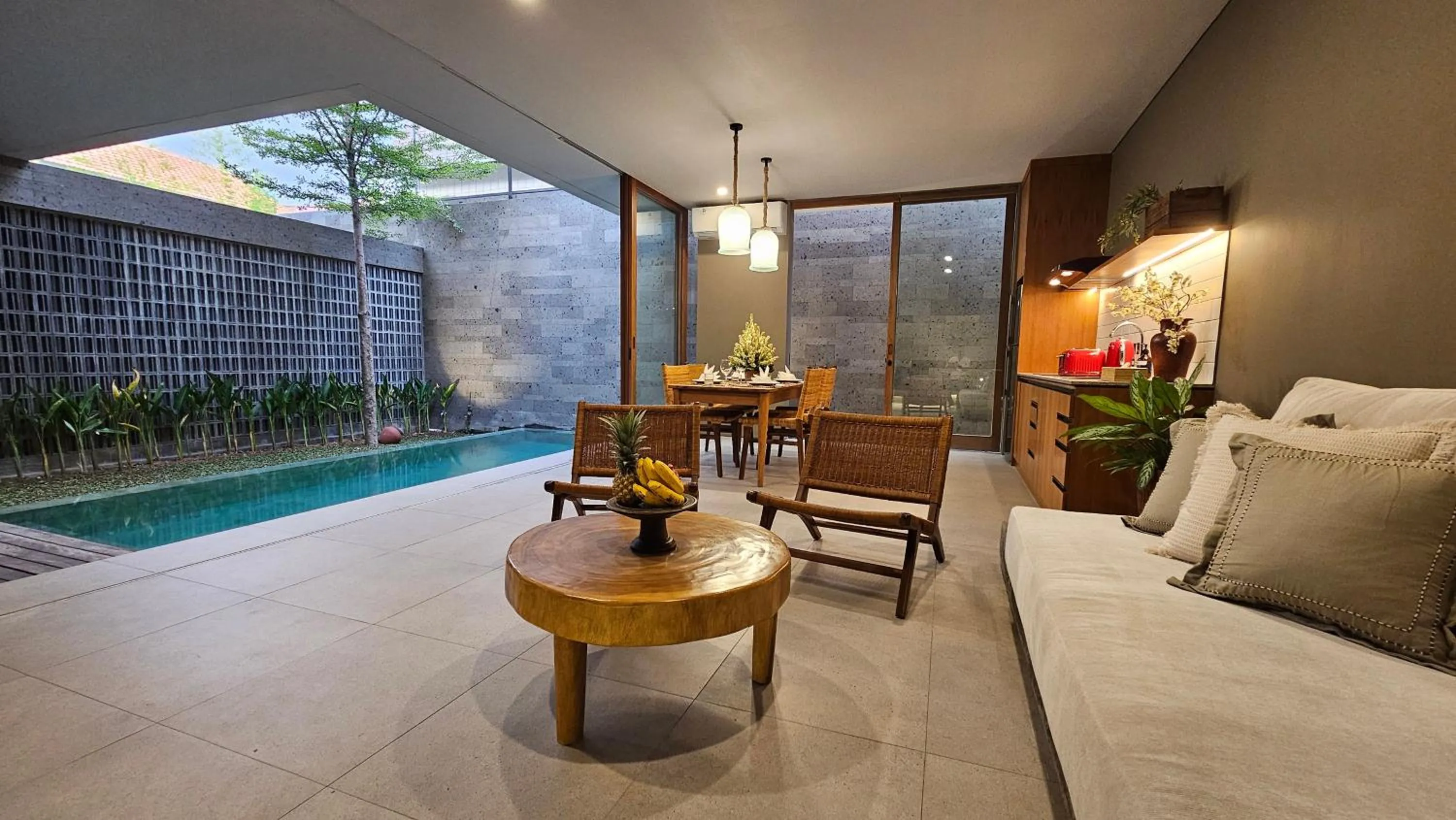 Pulang Villas Pererenan by Nakula