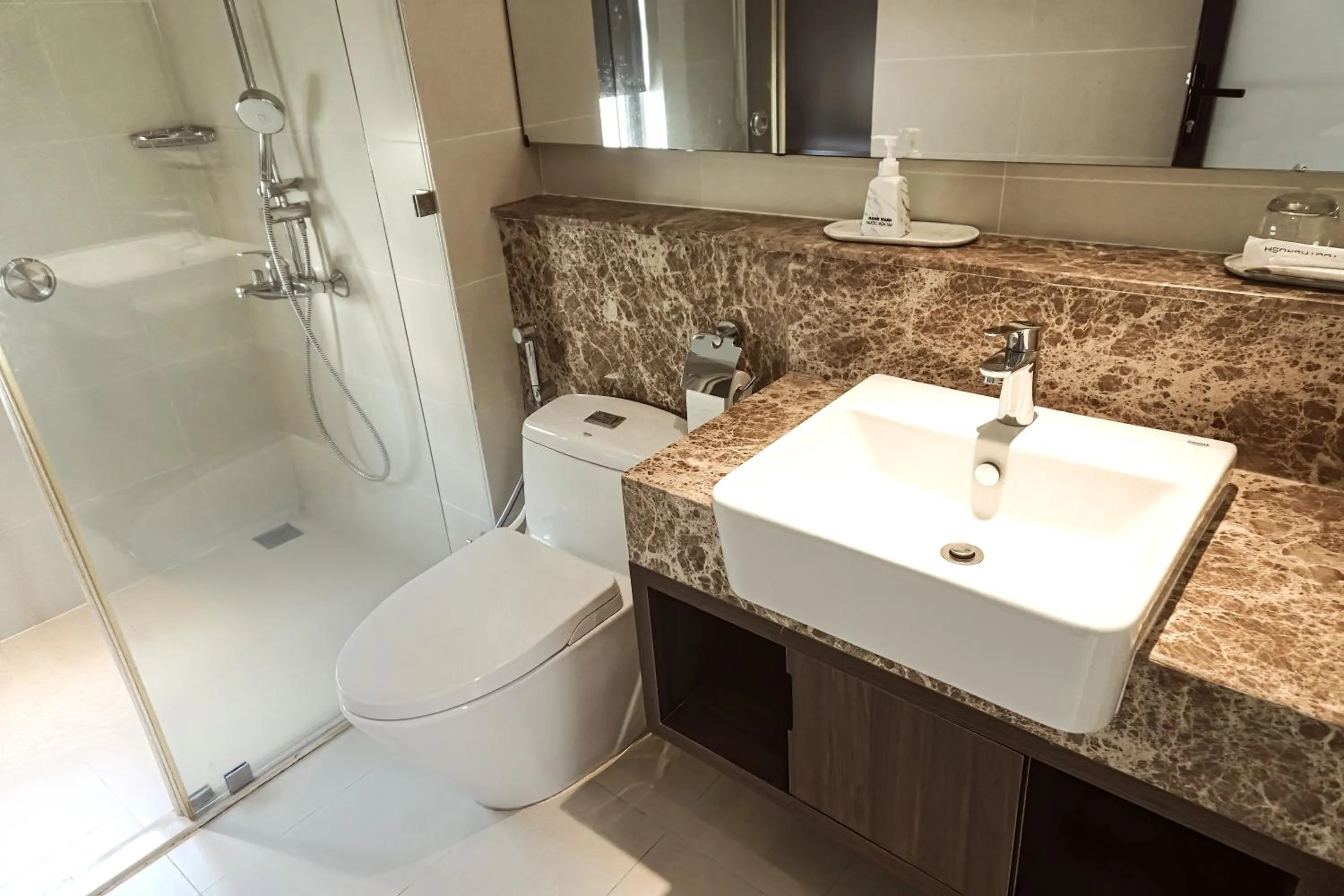 Toilet in Seascape Villas In Long Beach Cam Ranh