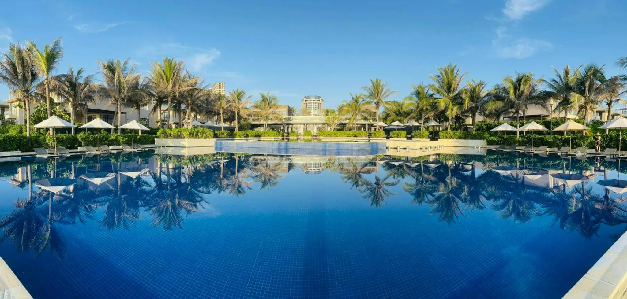 Pool view in Seascape Villas In Long Beach Cam Ranh