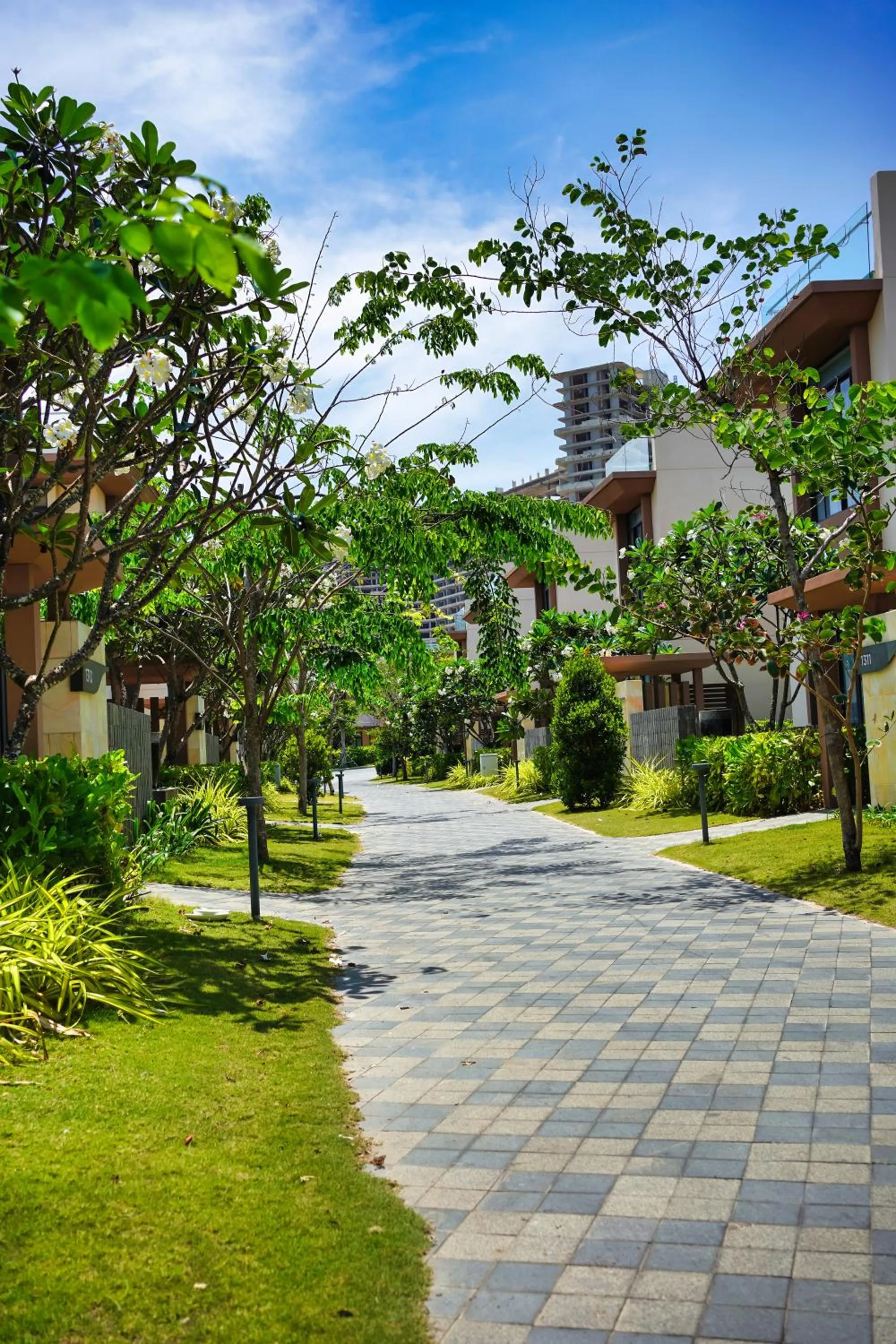 Garden in Seascape Villas In Long Beach Cam Ranh