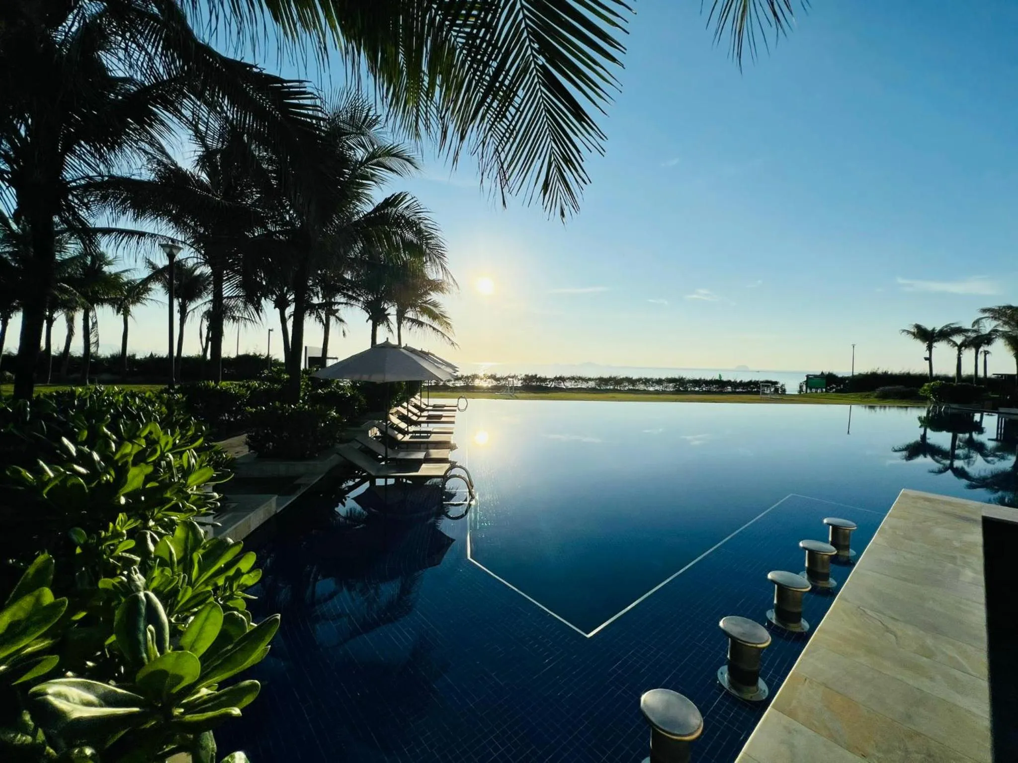 Pool view in Seascape Villas In Long Beach Cam Ranh
