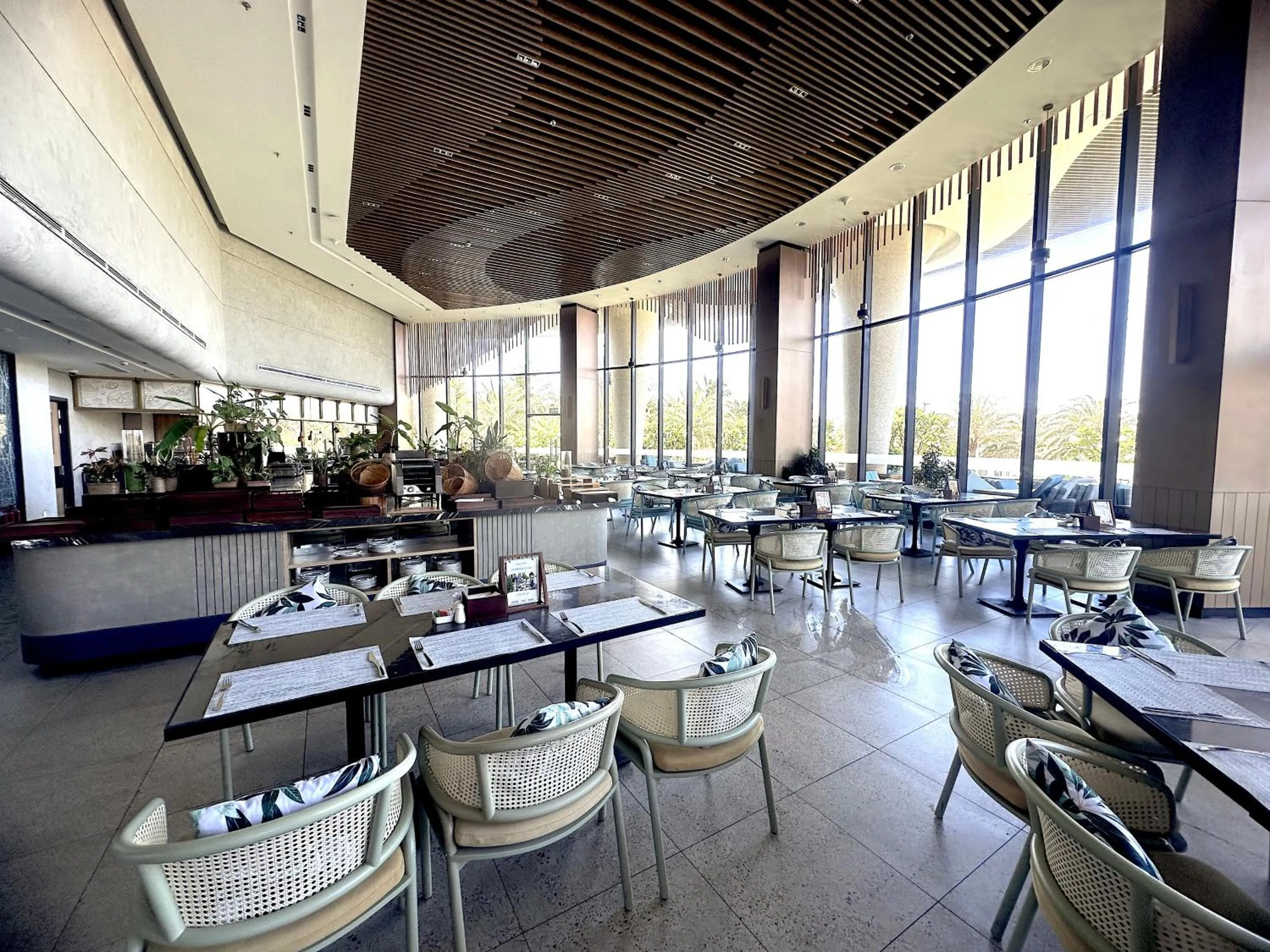 Restaurant/places to eat in Seascape Villas In Long Beach Cam Ranh