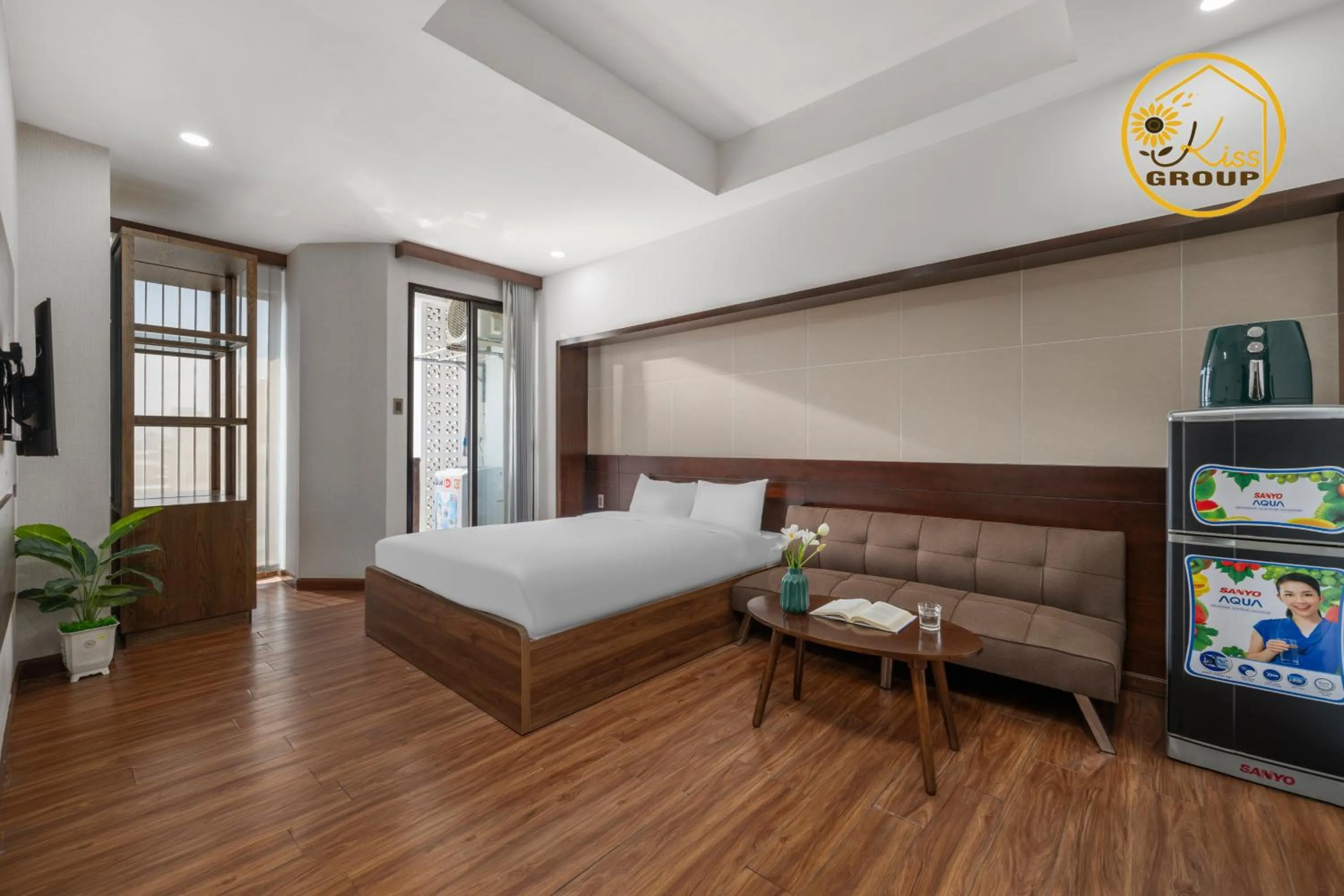 Photo of the whole room, Bed in Tokyo Boutique Front Beach Hotel