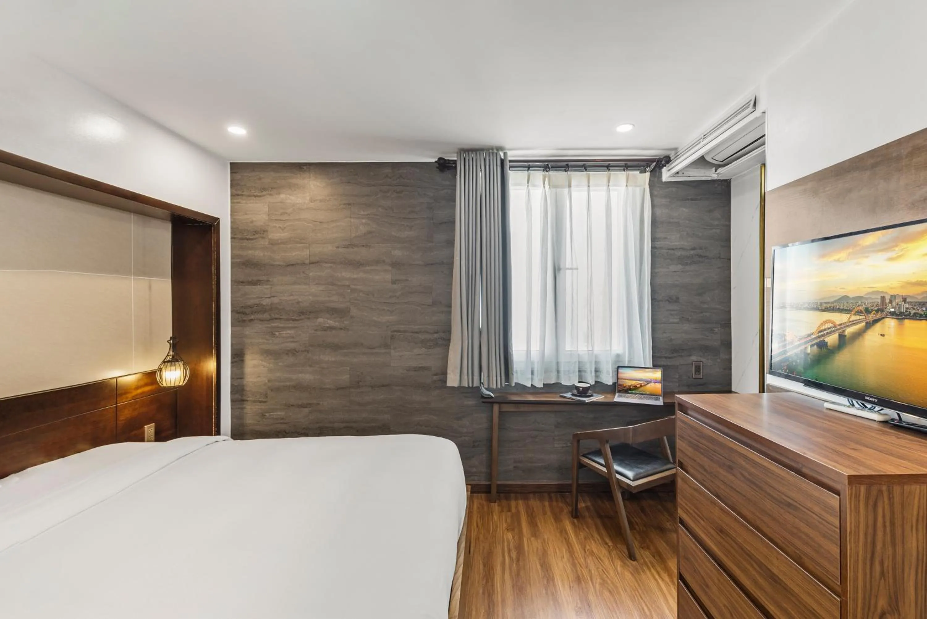 Bedroom, Bed in Tokyo Boutique Front Beach Hotel