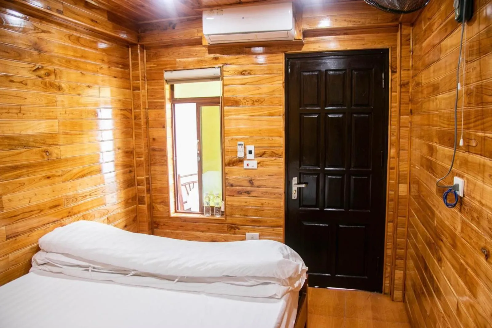 Photo of the whole room, Bed in Cao Thạch Homestay