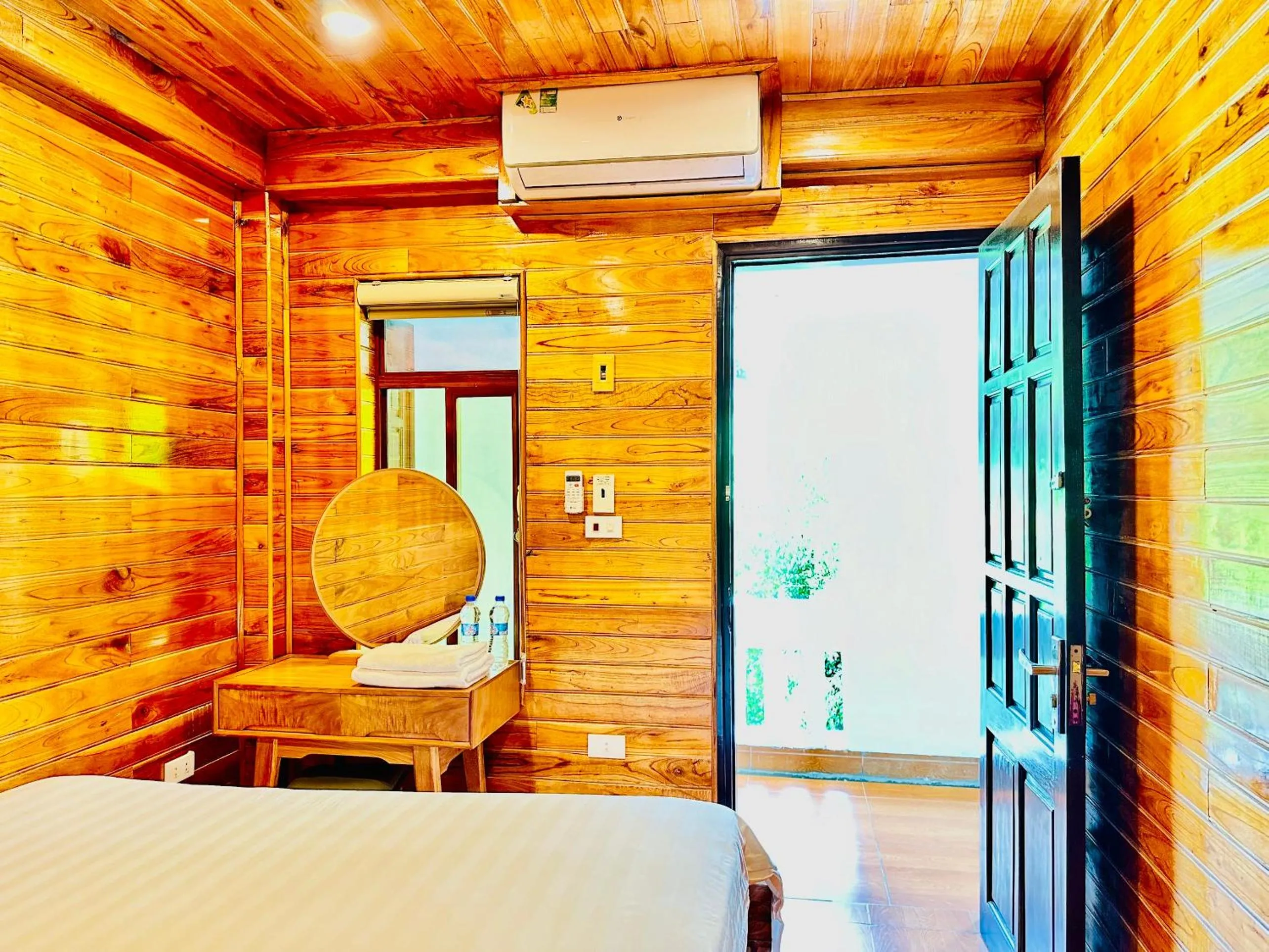 Bed in Cao Thạch Homestay