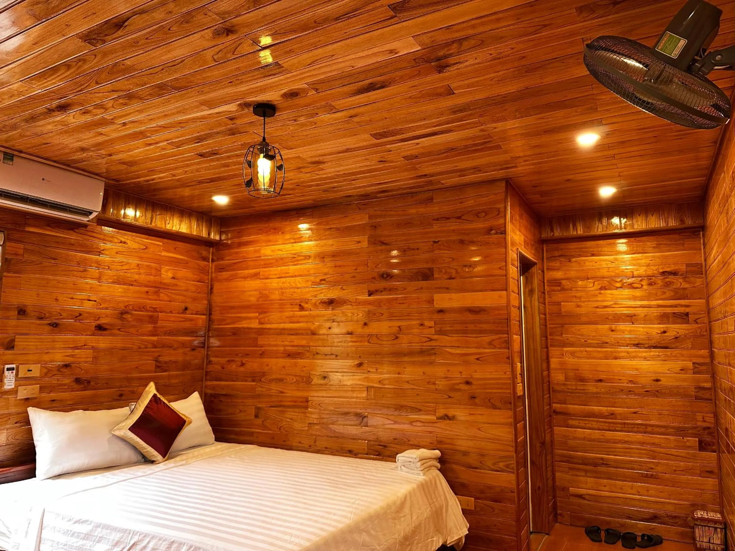 Bed in Cao Thạch Homestay