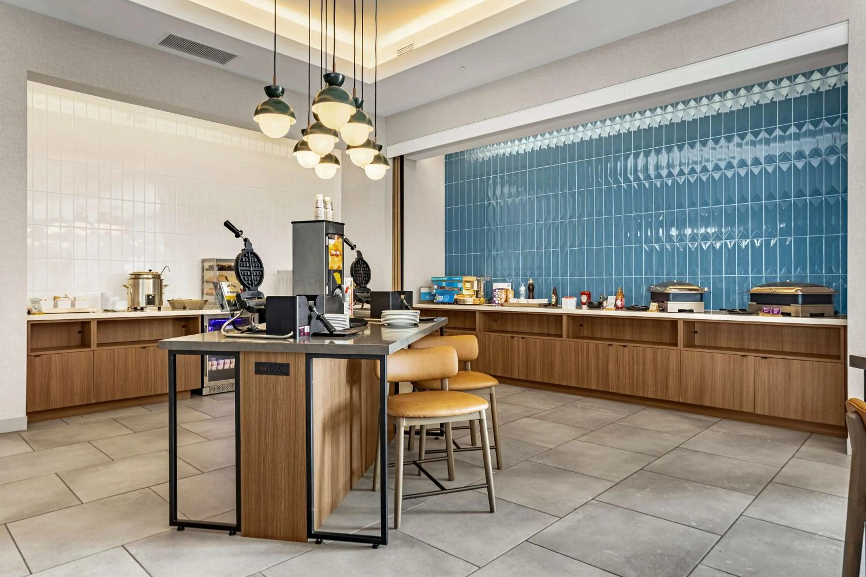 Breakfast in Tru By Hilton Colorado Springs Airport