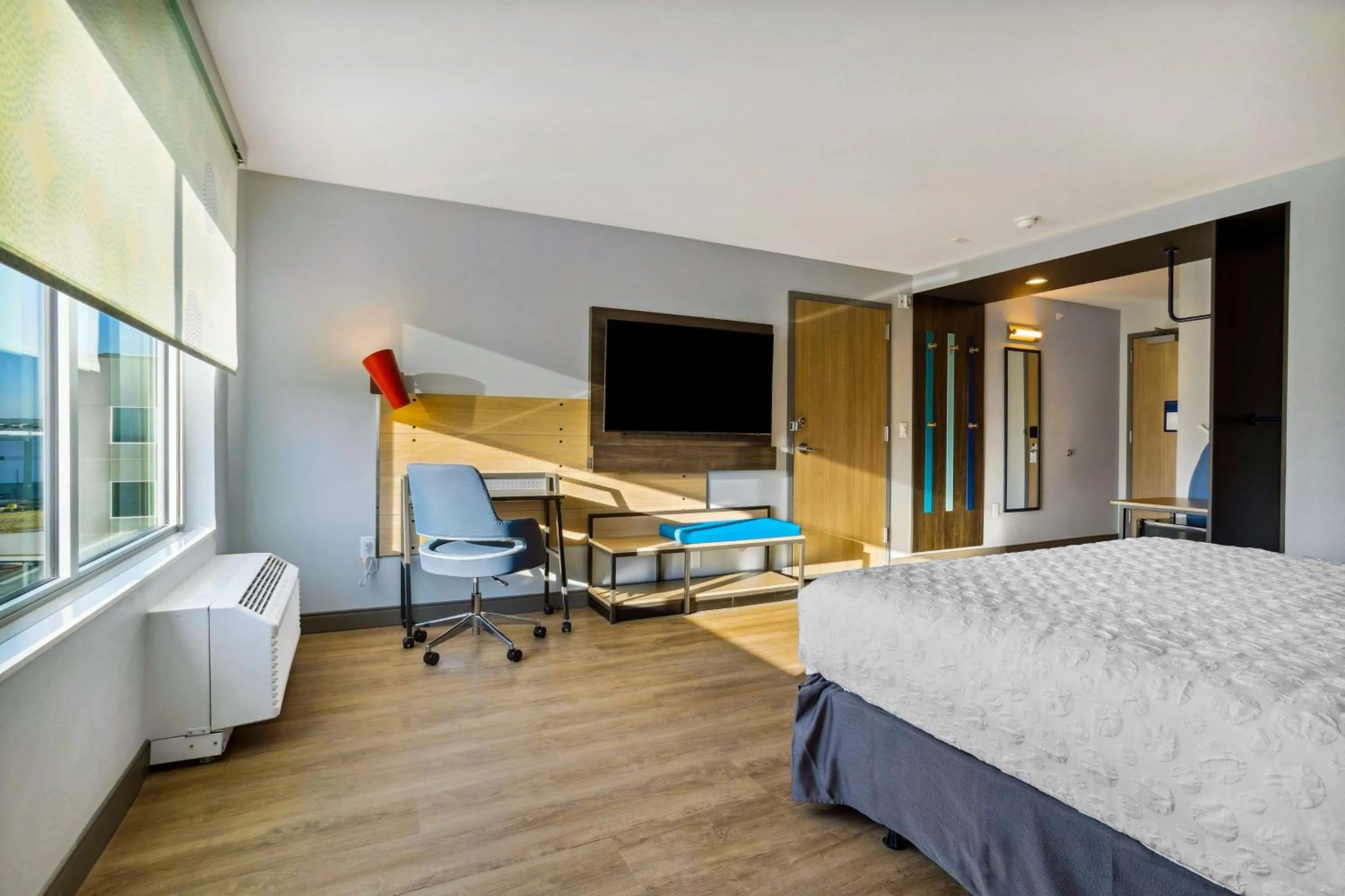 Bed in Tru By Hilton Colorado Springs Airport