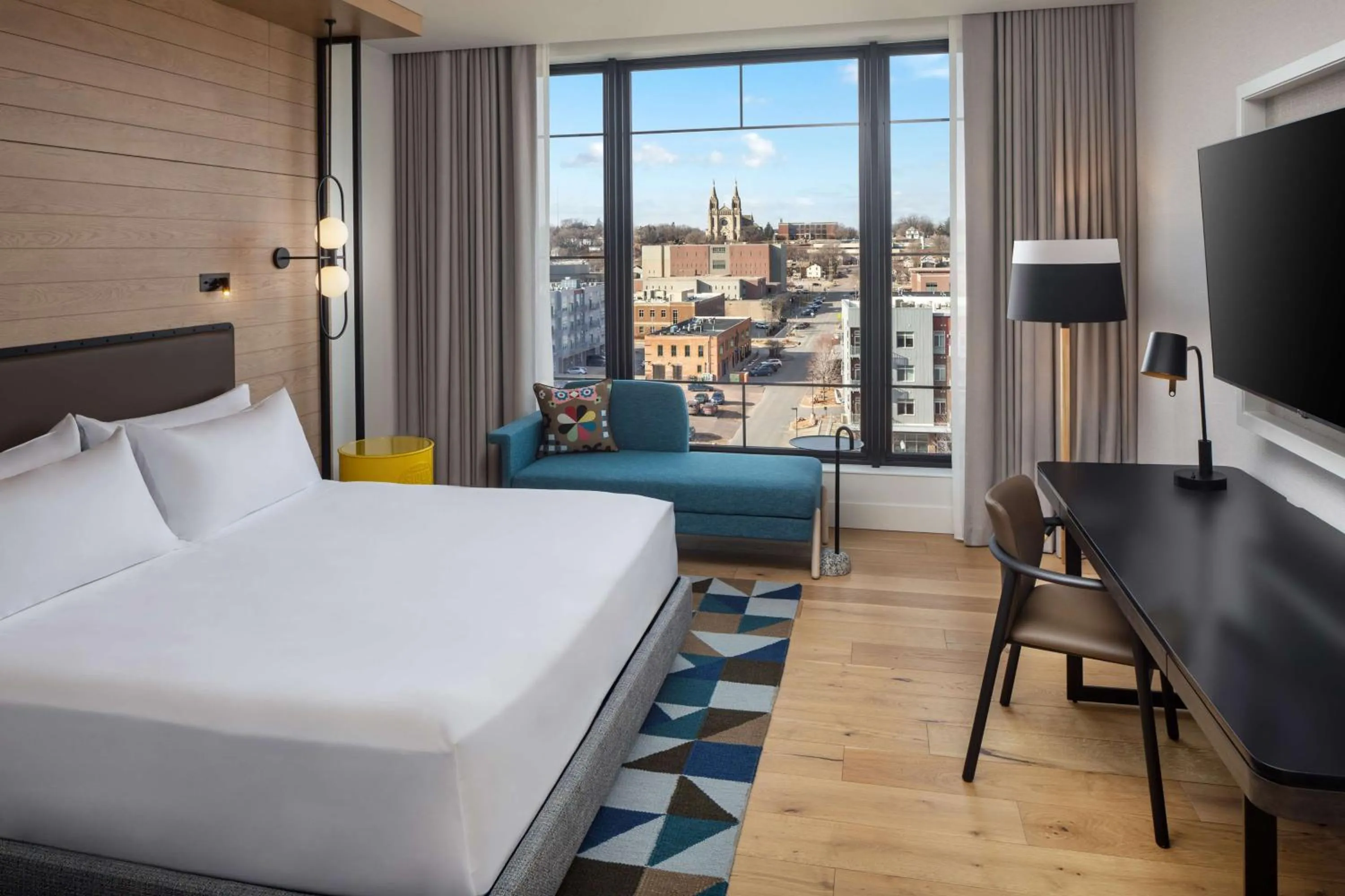 Living room, Bed in Canopy By Hilton Sioux Falls Downtown