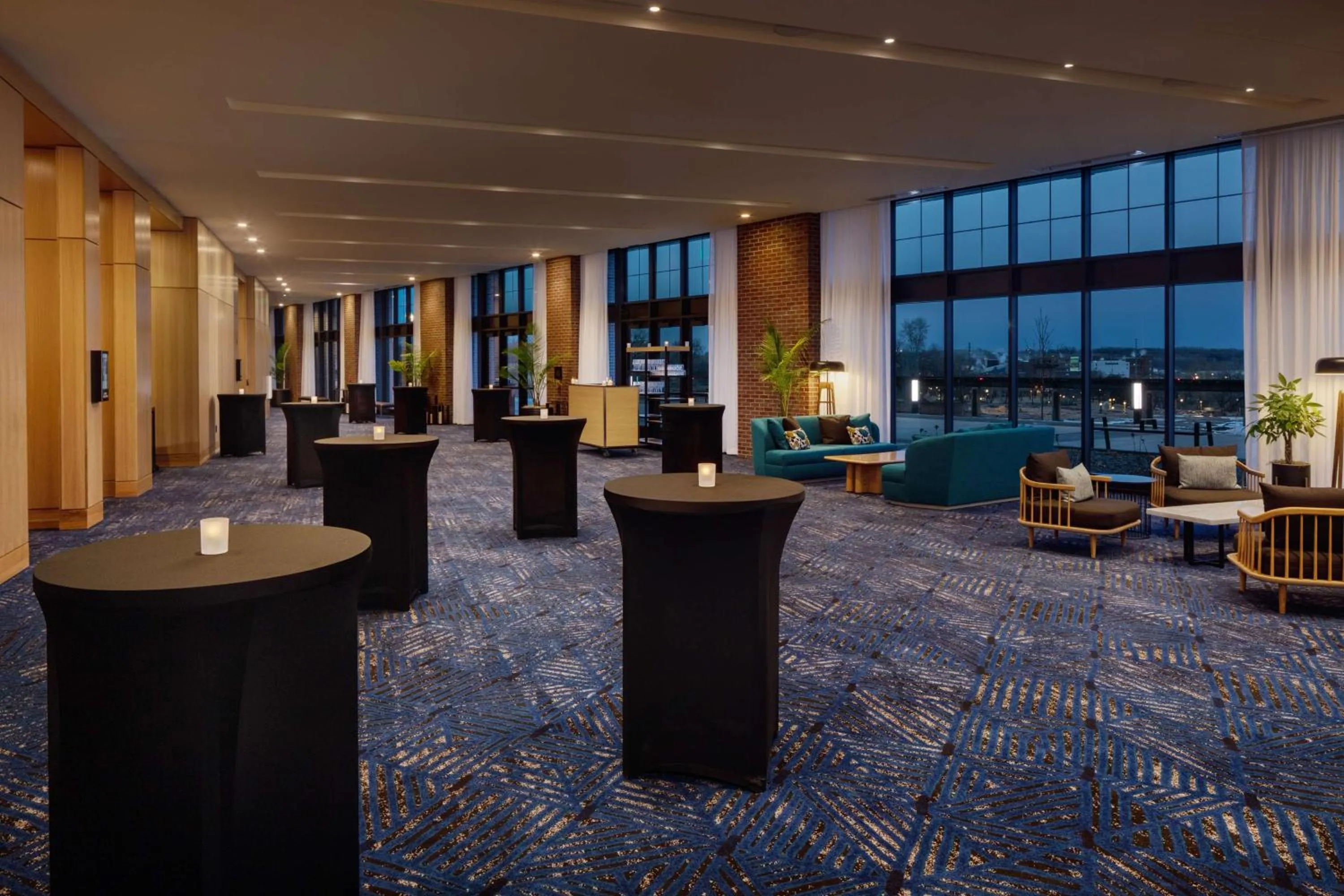 Meeting/conference room in Canopy By Hilton Sioux Falls Downtown