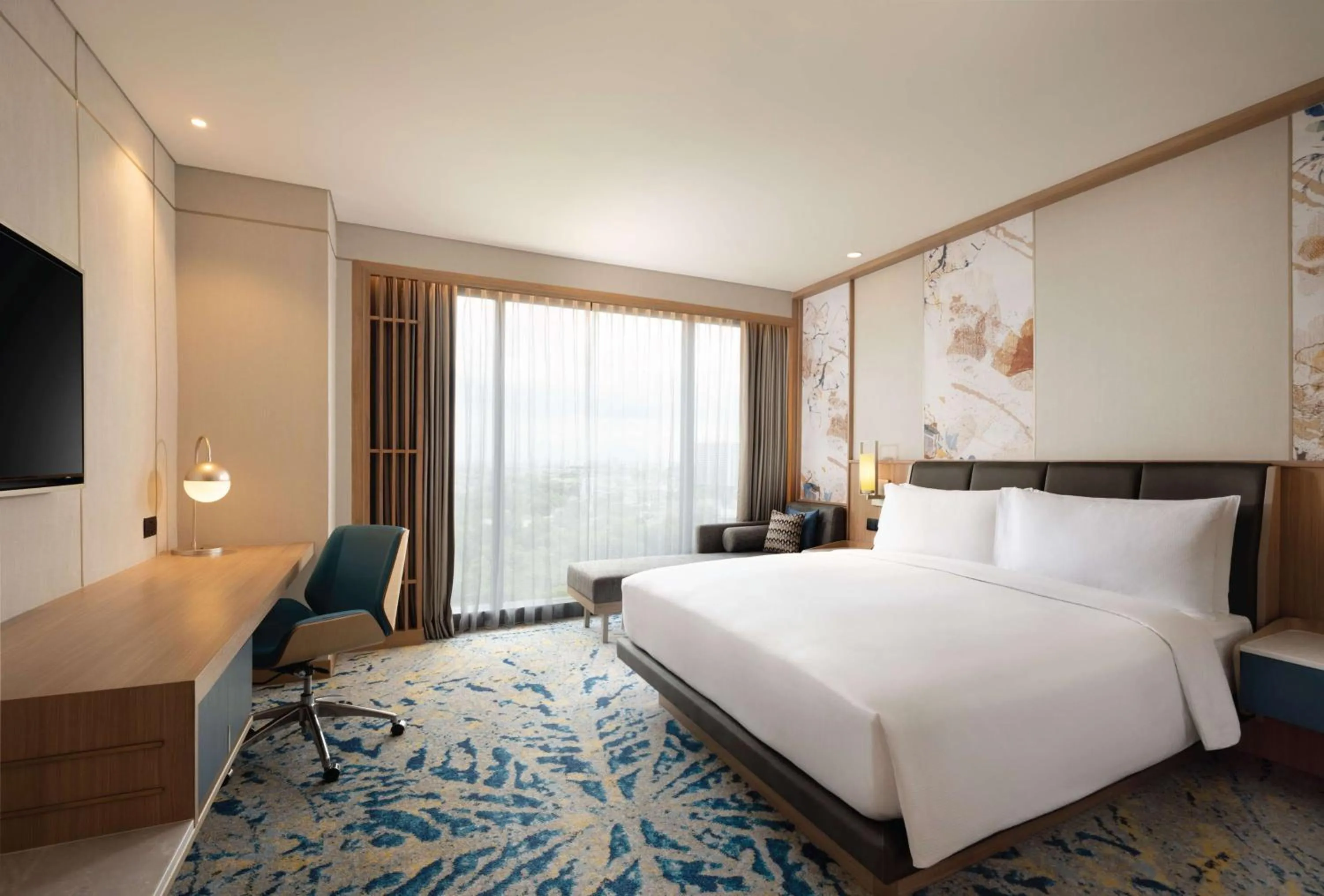 Bedroom, Bed in DoubleTree by Hilton Jakarta Bintaro Jaya