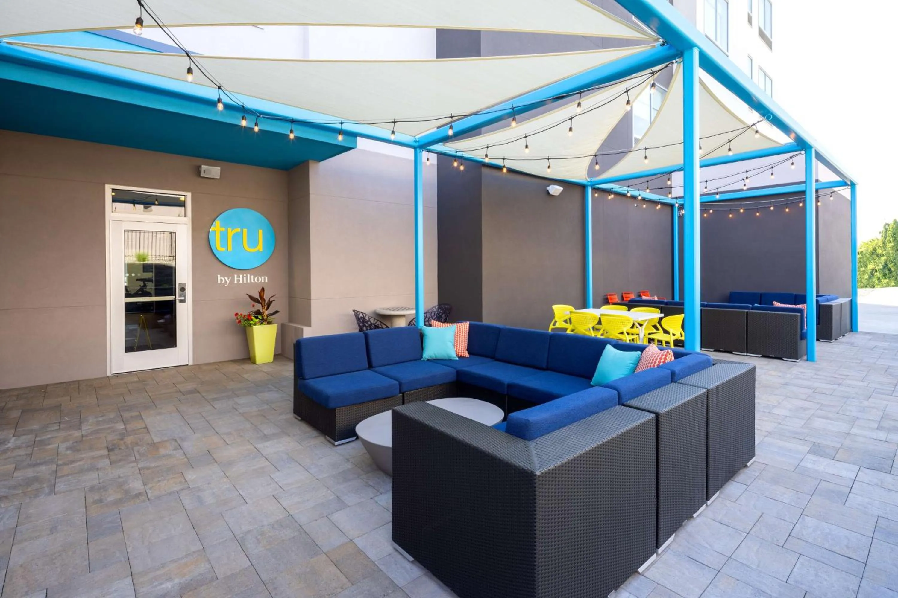 Patio in Tru By Hilton Yakima Airport