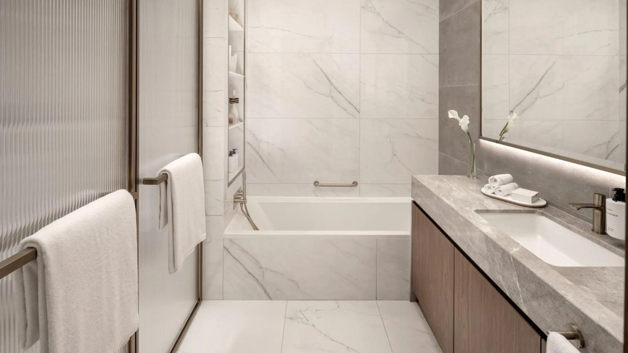 Bathroom in InterContinental Residences Dubai Business Bay by IHG