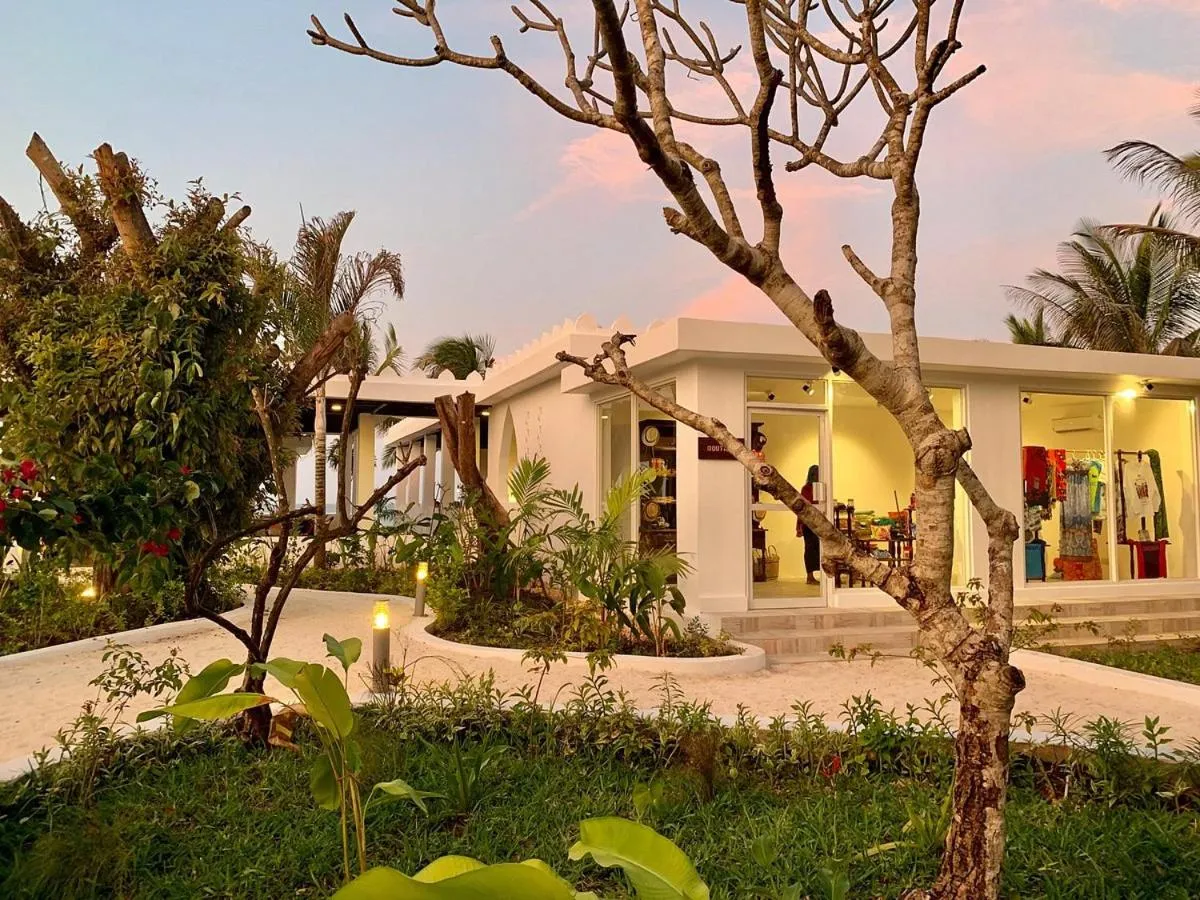 Property building in Shooting Star Boutique Hotel