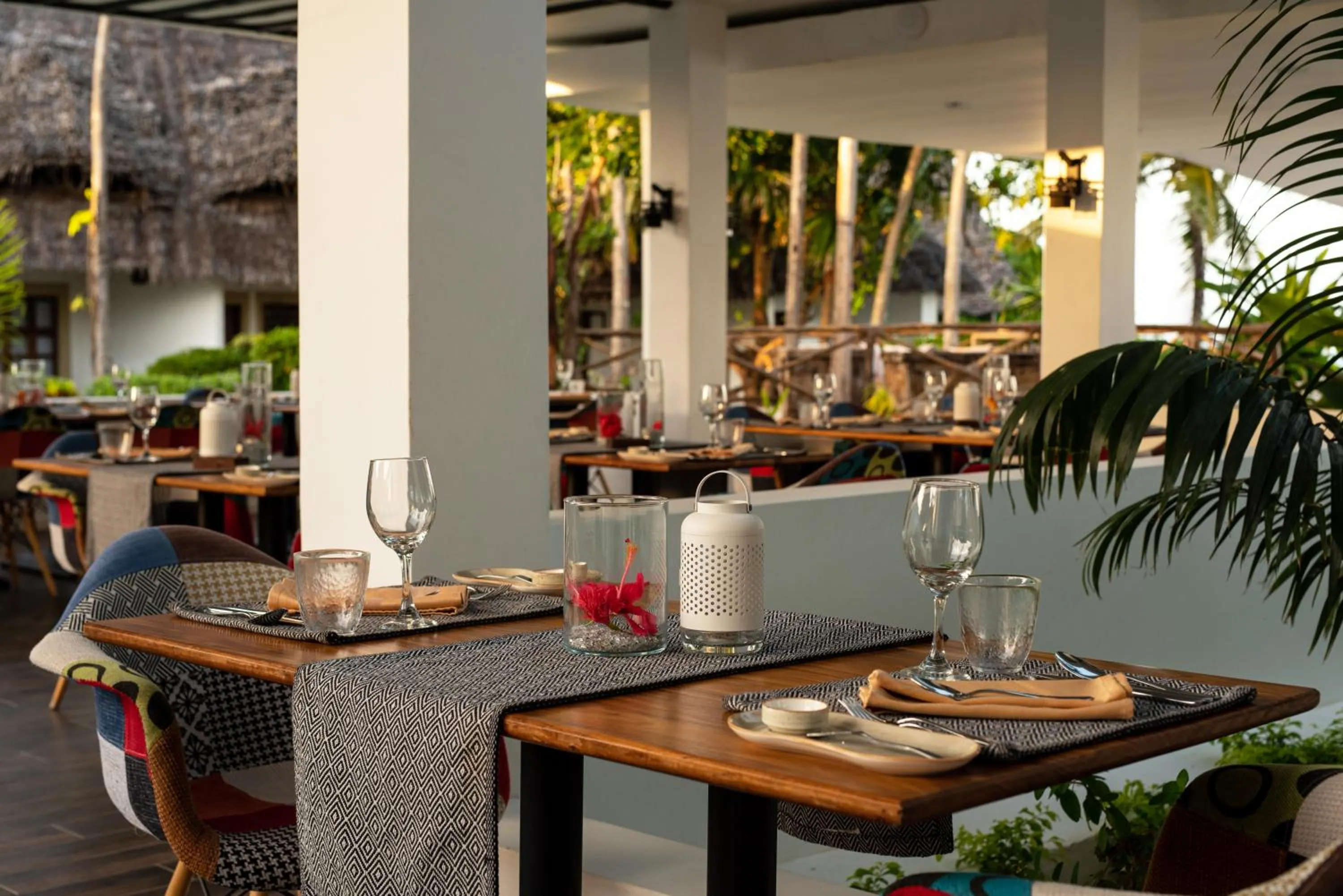 Restaurant/places to eat in Shooting Star Boutique Hotel