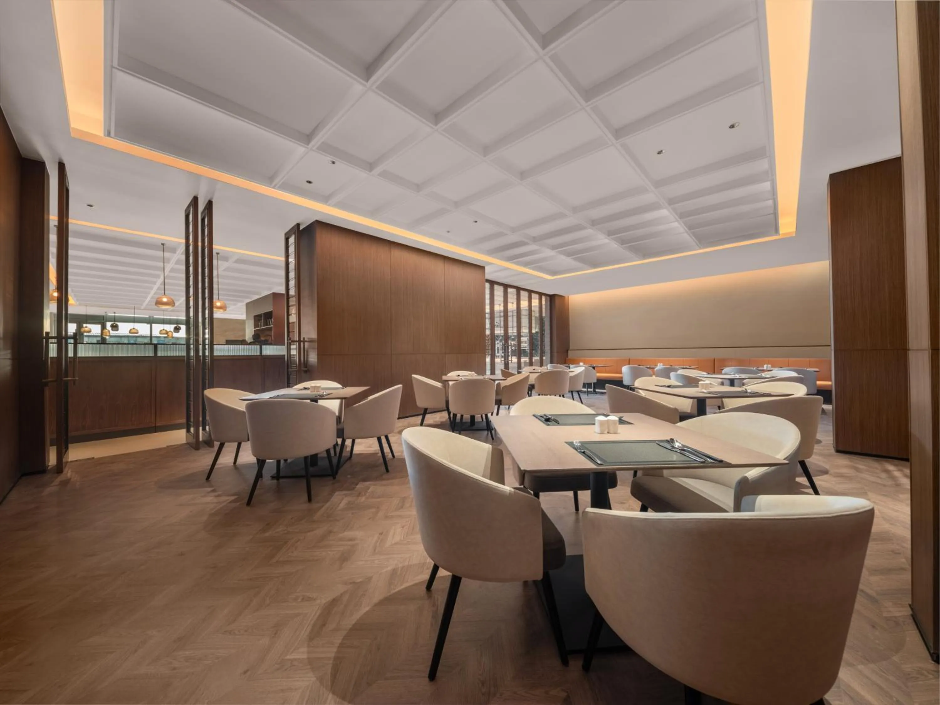 Restaurant/places to eat in Holiday Inn Shijiazhuang High-tech Zone by IHG