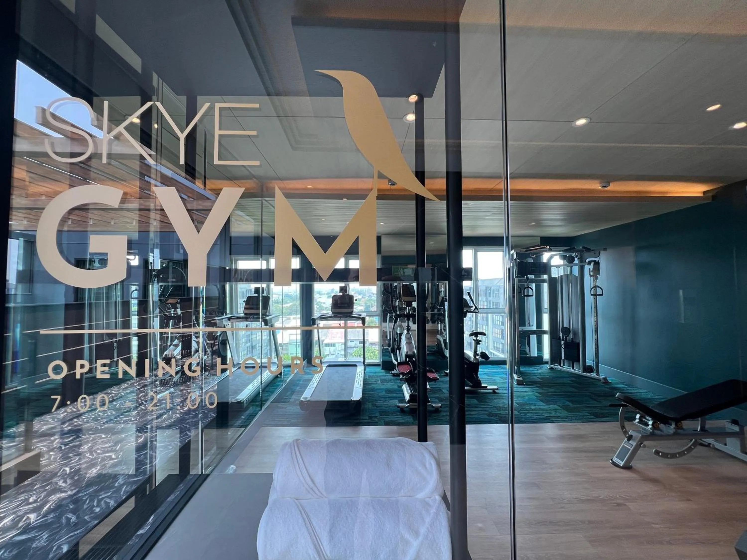 Fitness centre/facilities in ARNI Skye Hotel