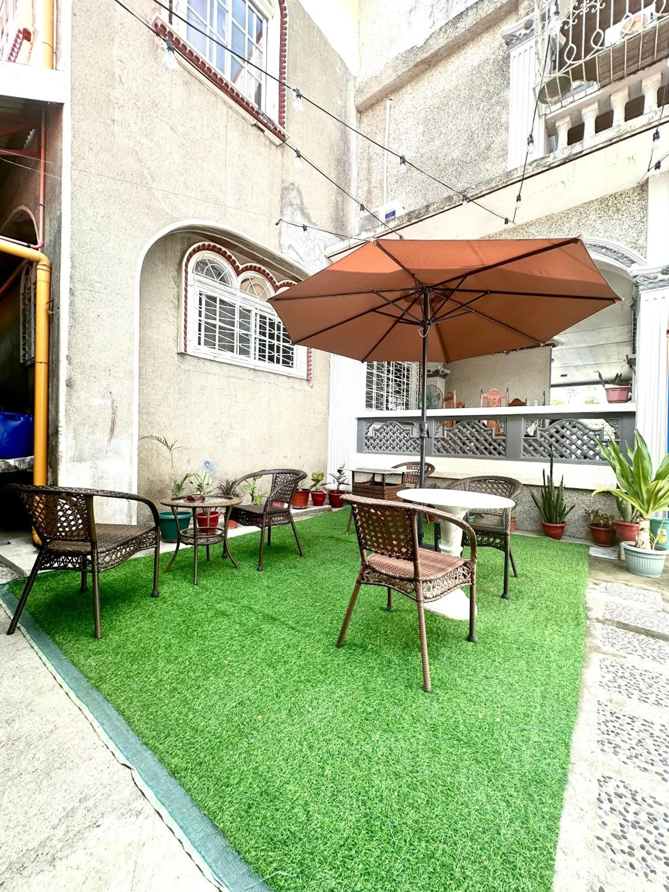 Topaz Bed & Breakfast Hotel