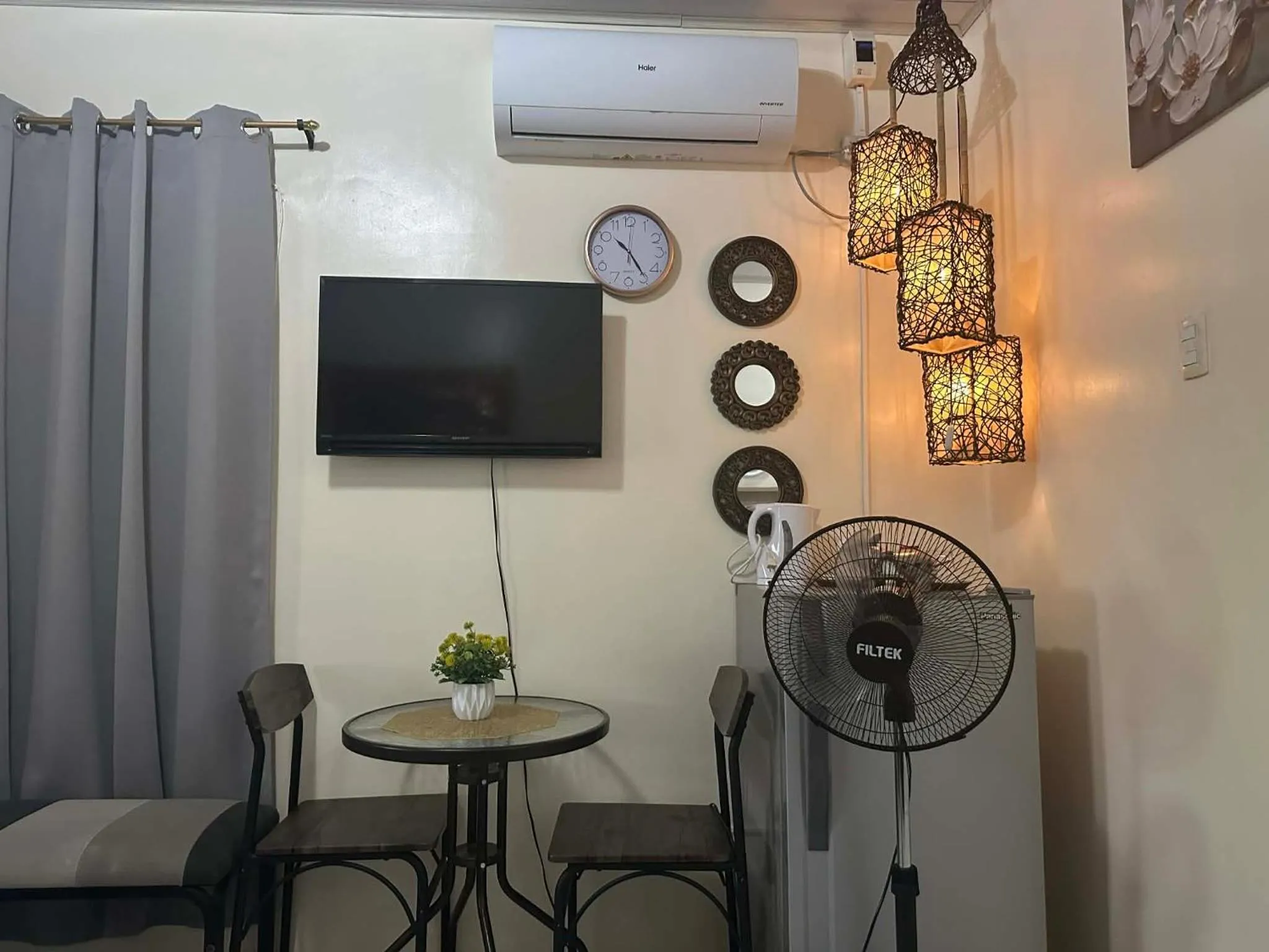 Topaz Bed & Breakfast Hotel