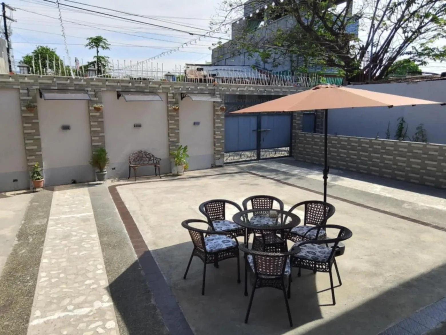 Topaz Bed & Breakfast Hotel