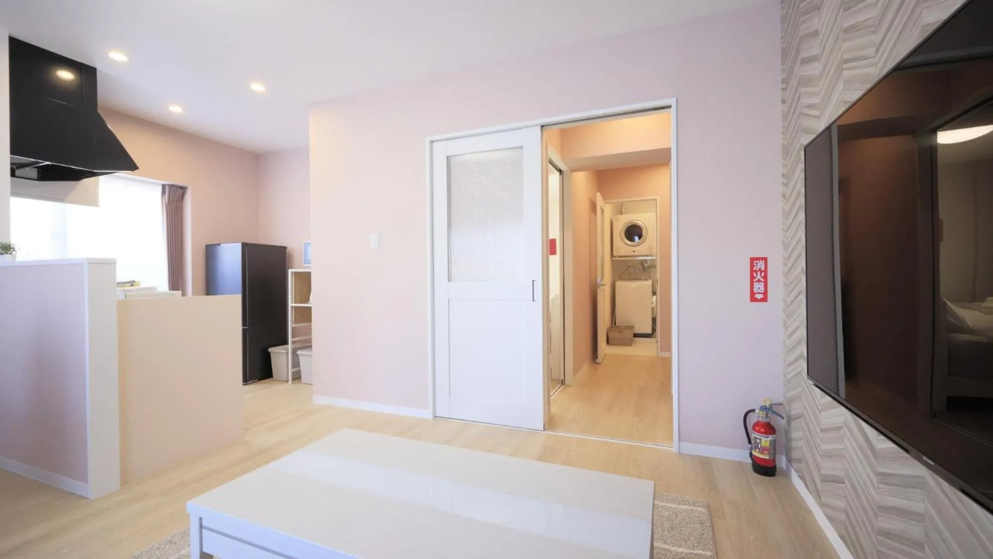 TV and multimedia, Bed in Crice Hotel Ishigakijima