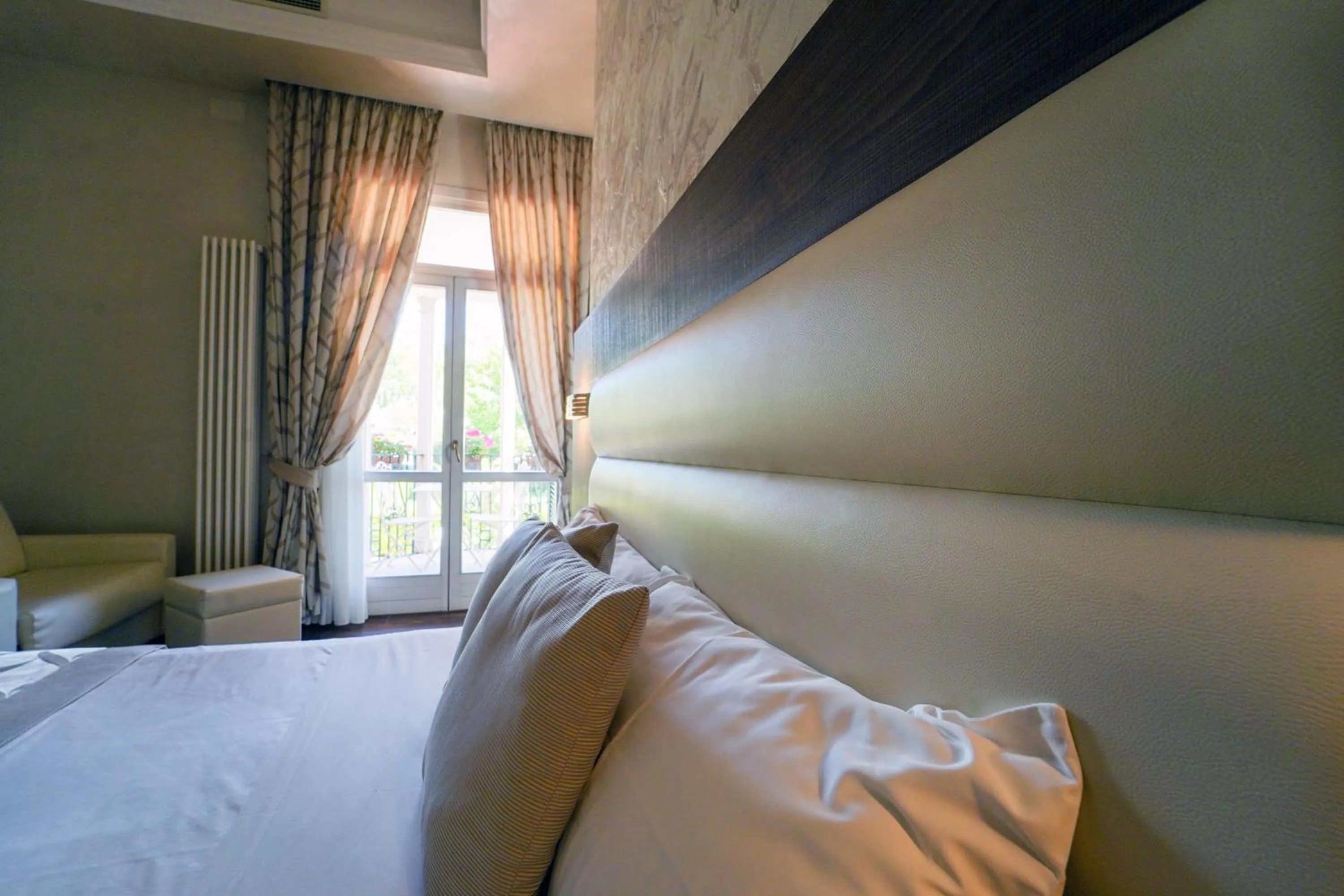 Bed in Villa Pallotta Luxury B&B