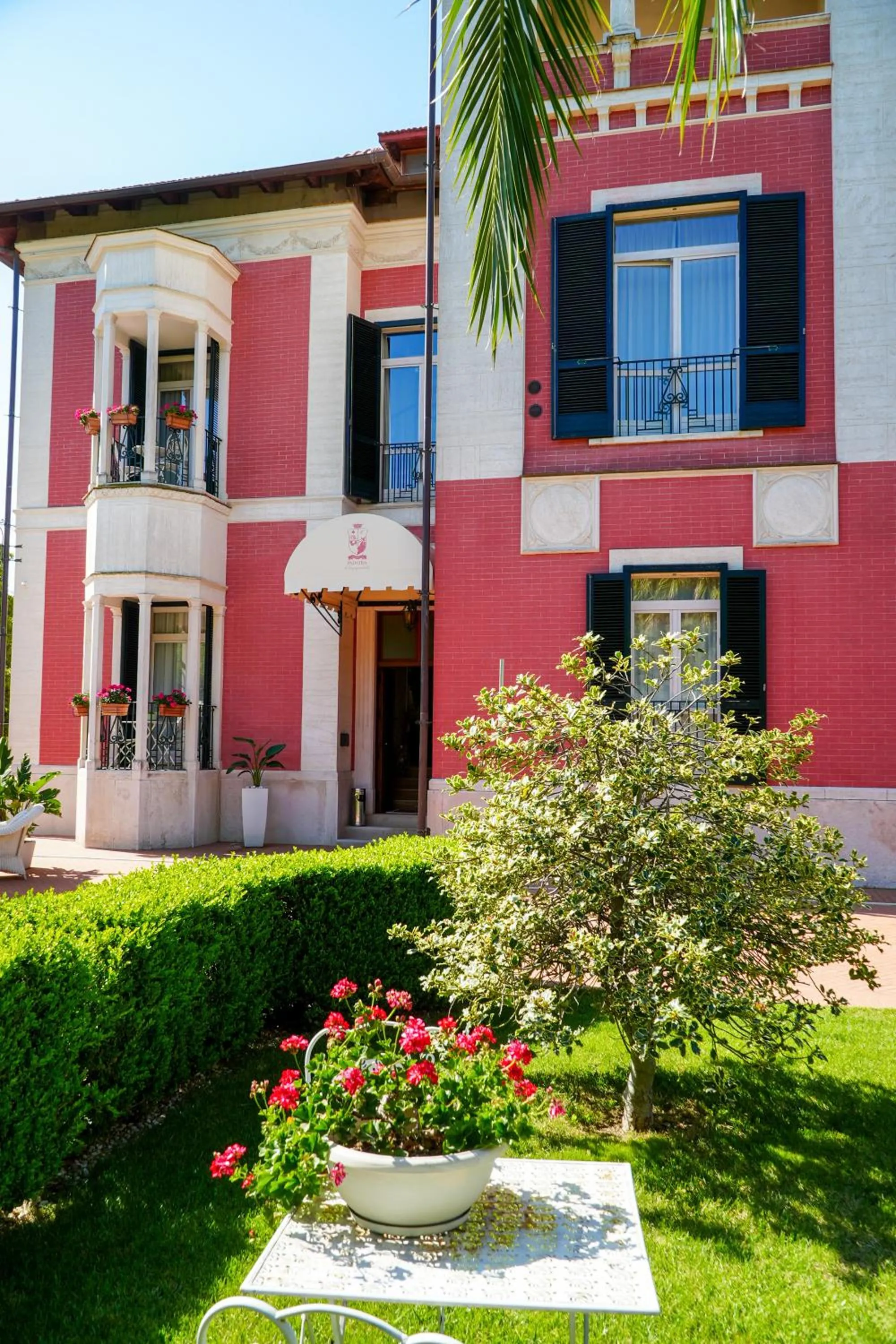 Villa Pallotta Luxury B&B