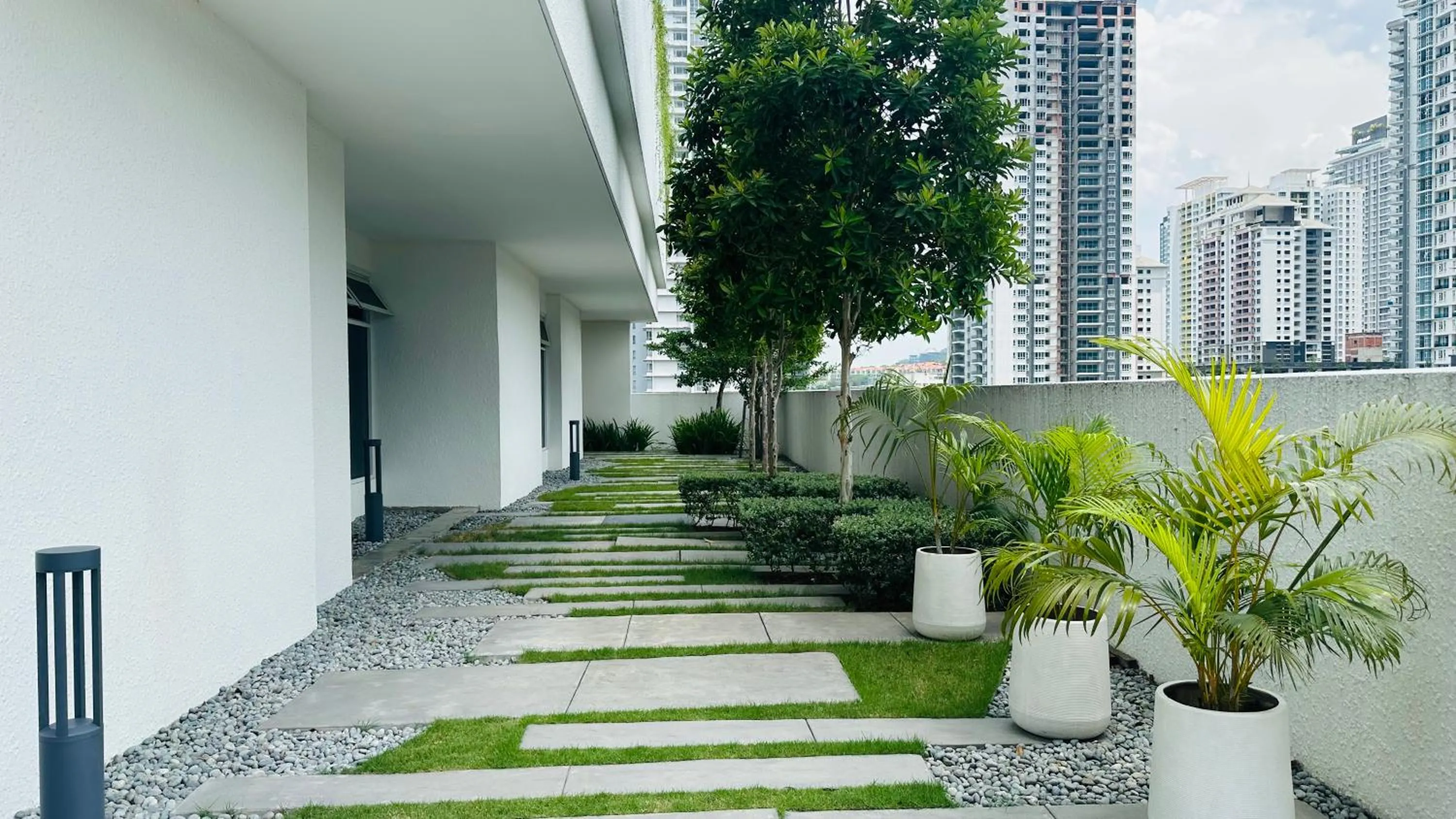 Garden in Inspirasi Mont Kiara Residency